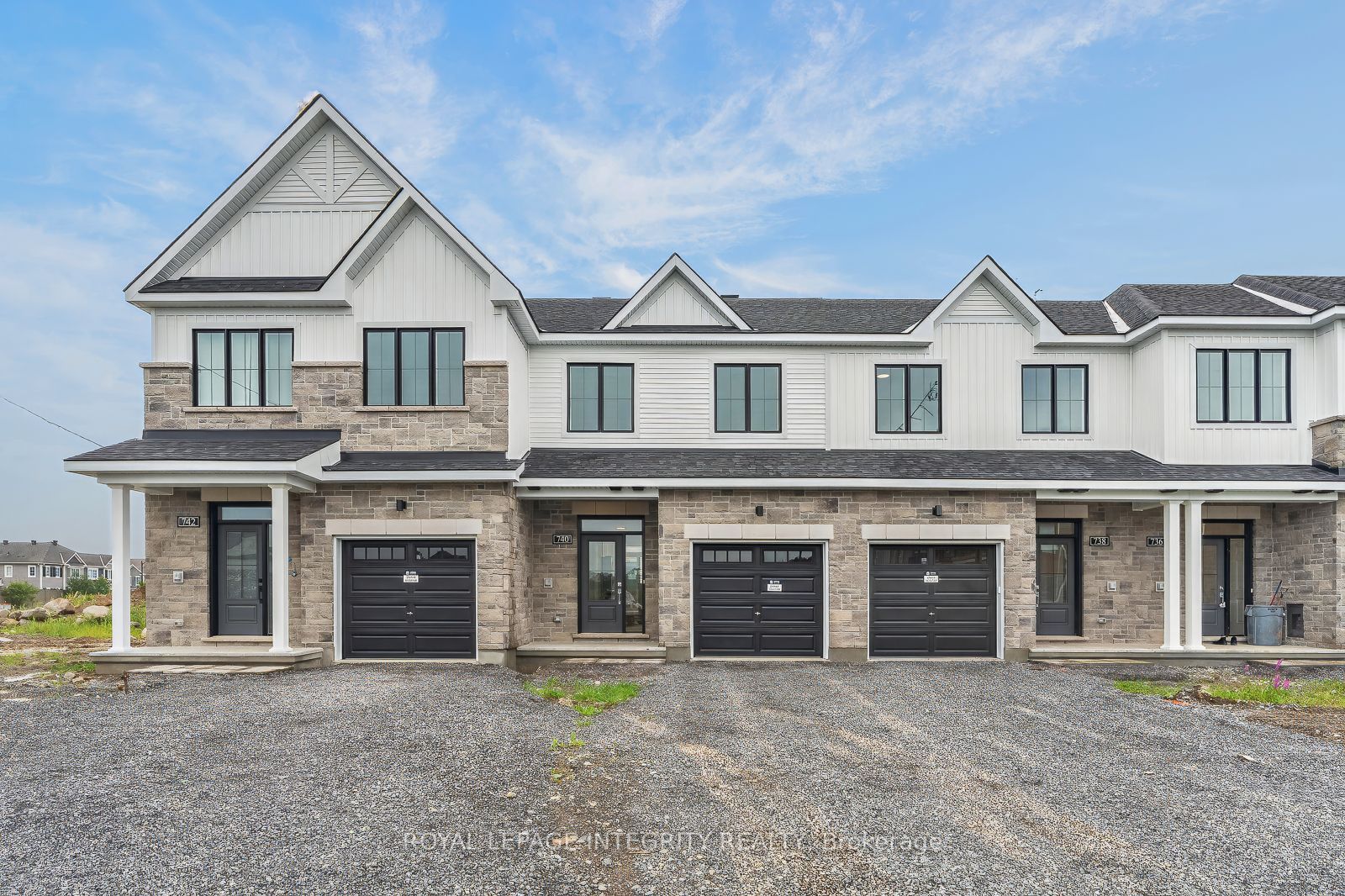 740 Tadpole Crescent, Barrhaven, ON K2J 7N1