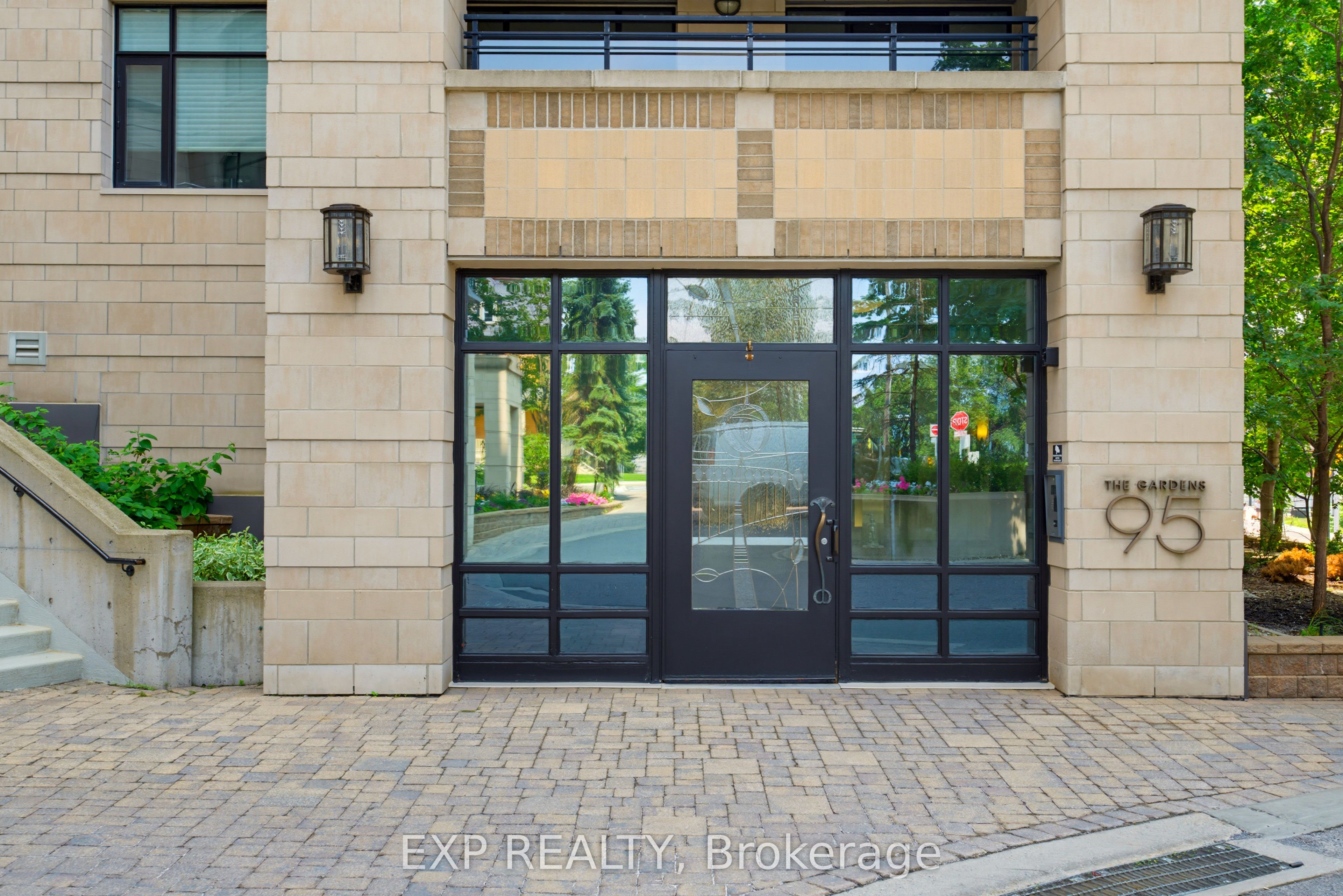 95 Bronson Avenue 905, Ottawa Centre, ON K1R 1E2 photo 3
