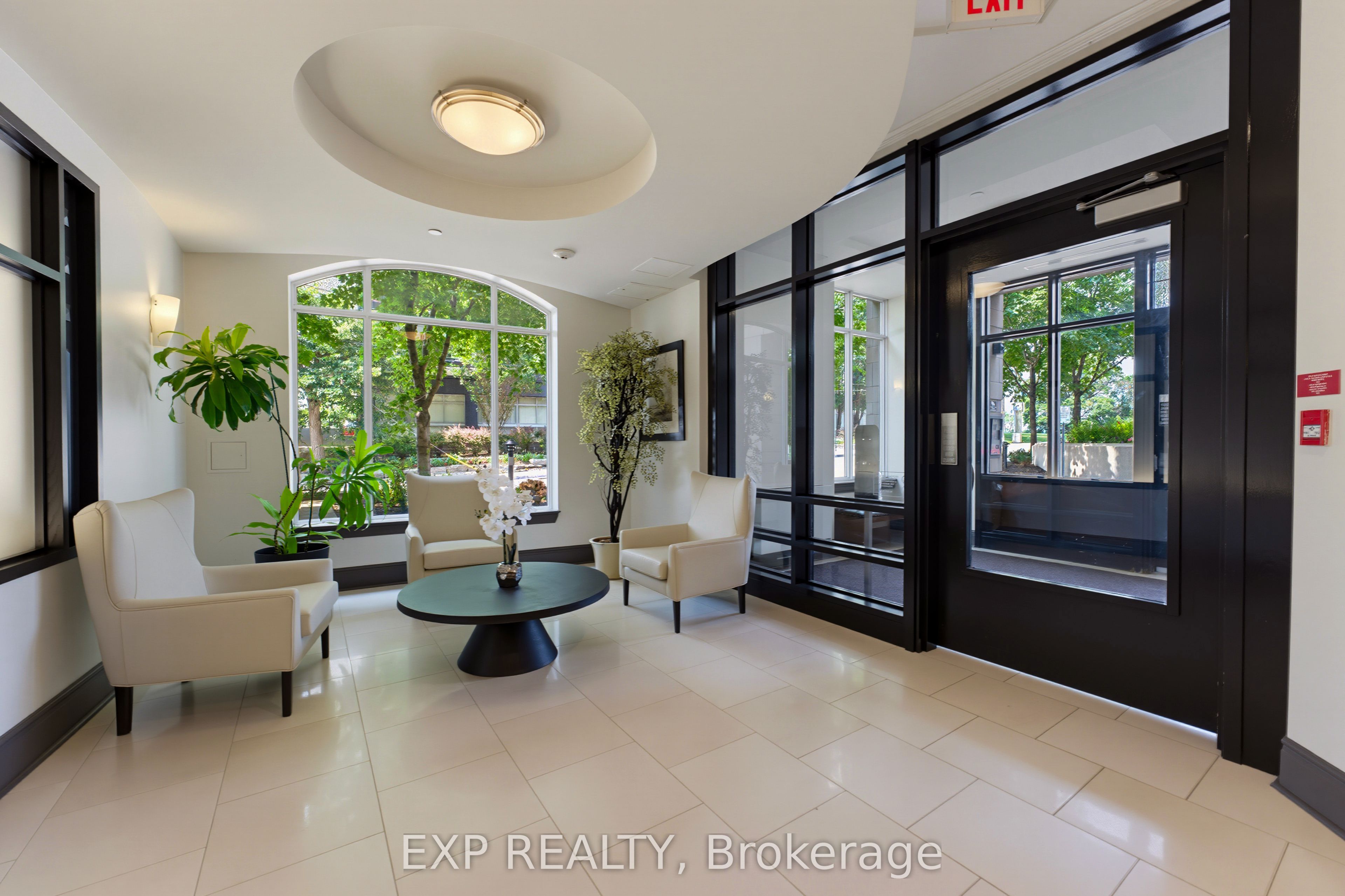 95 Bronson Avenue 905, Ottawa Centre, ON K1R 1E2 photo 5