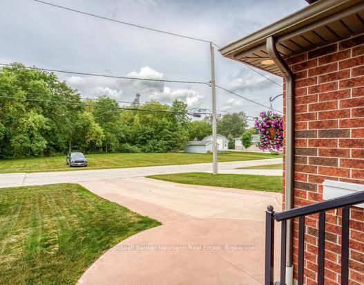 380 BRUNSWICK Street E, Minto, ON N0G 2P0 photo 5