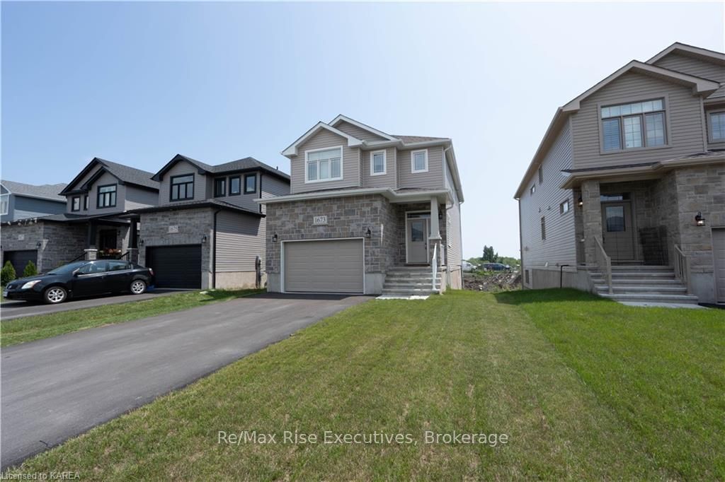 1673 Brookedayle Avenue, Kingston, ON K7P 0T1 photo 2