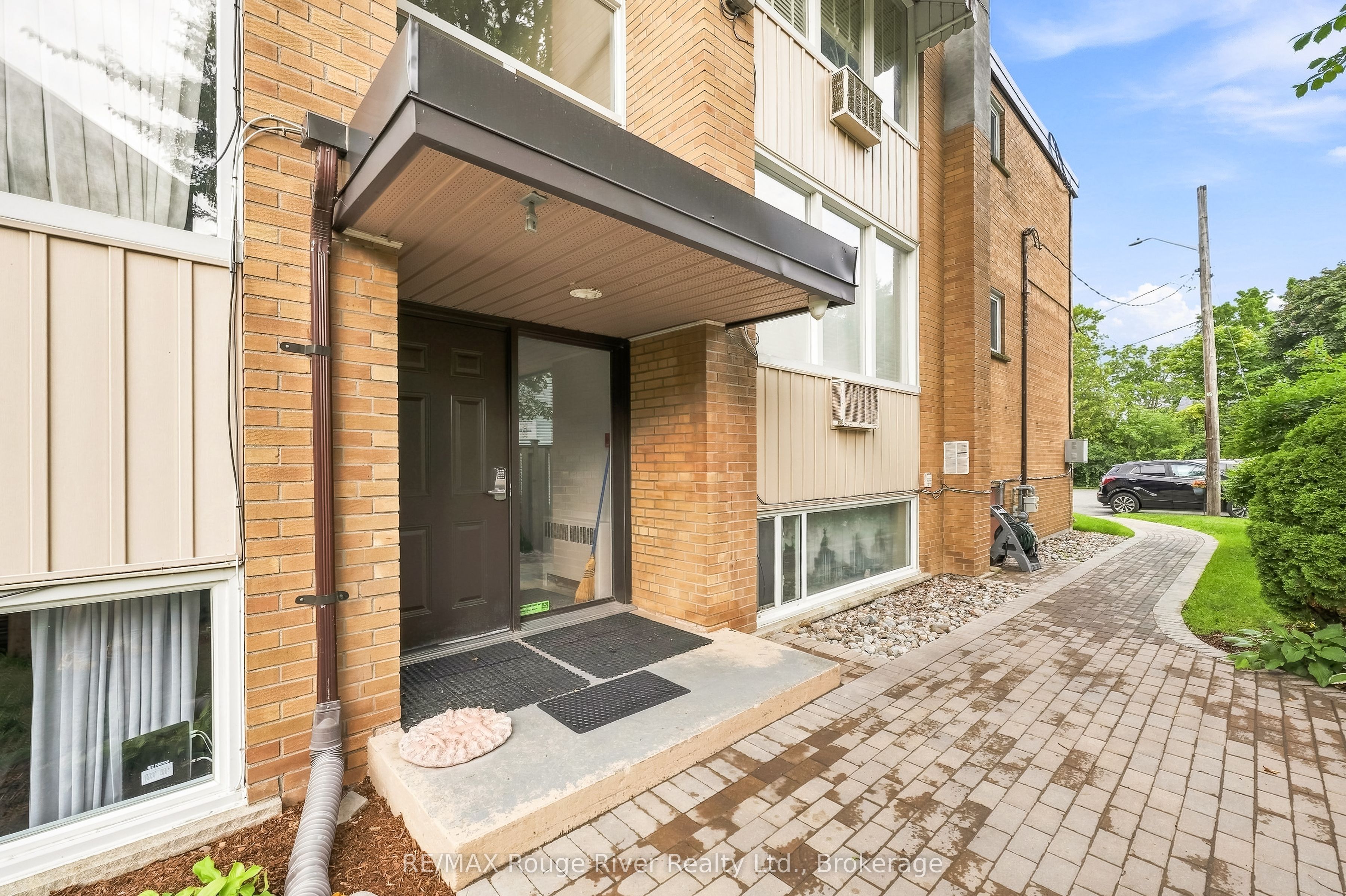 242 D'arcy Street 3, Cobourg, ON K9A 4A3 photo 4
