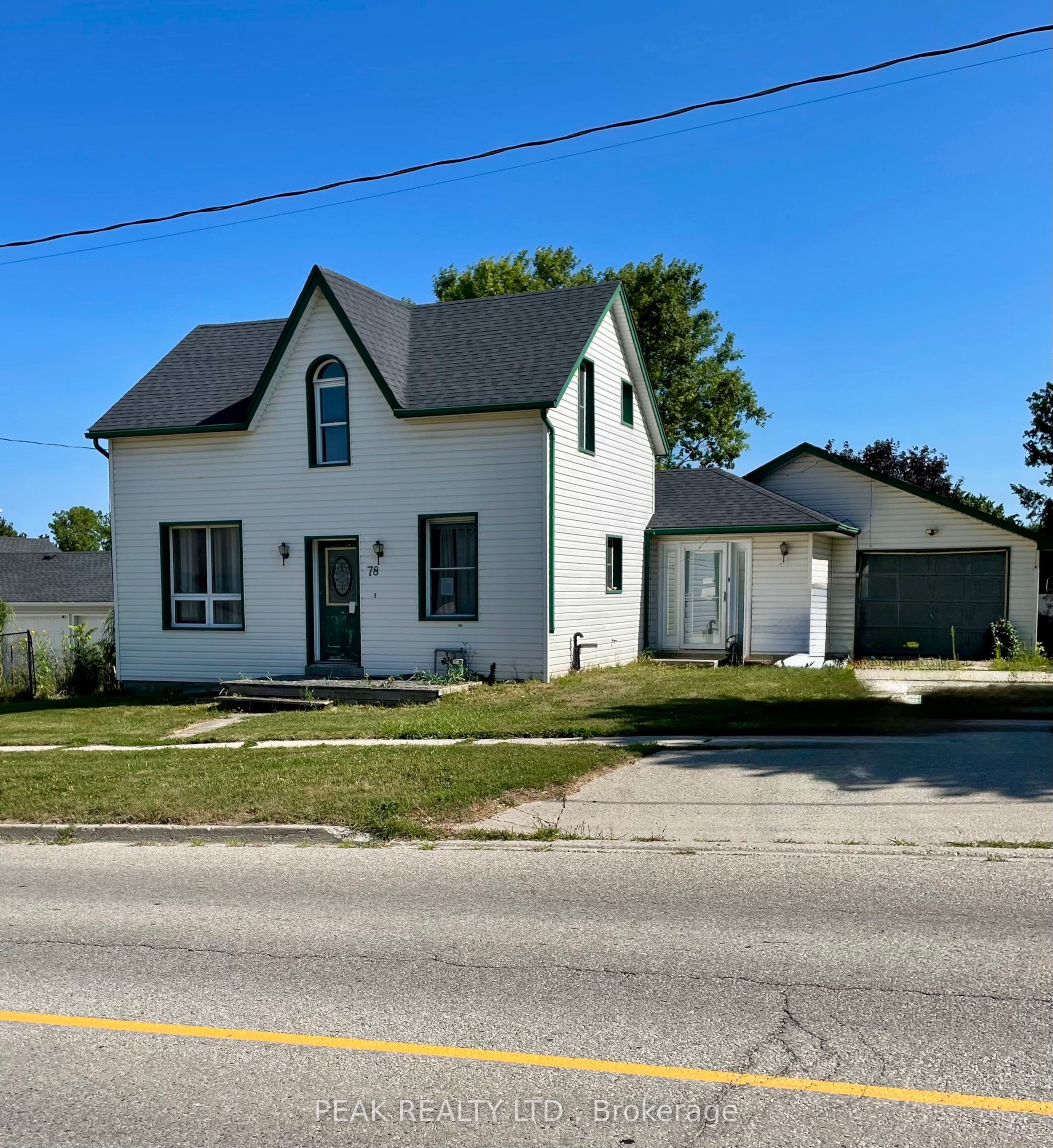 78 Main Street E, Mapleton, ON N0G 1P0