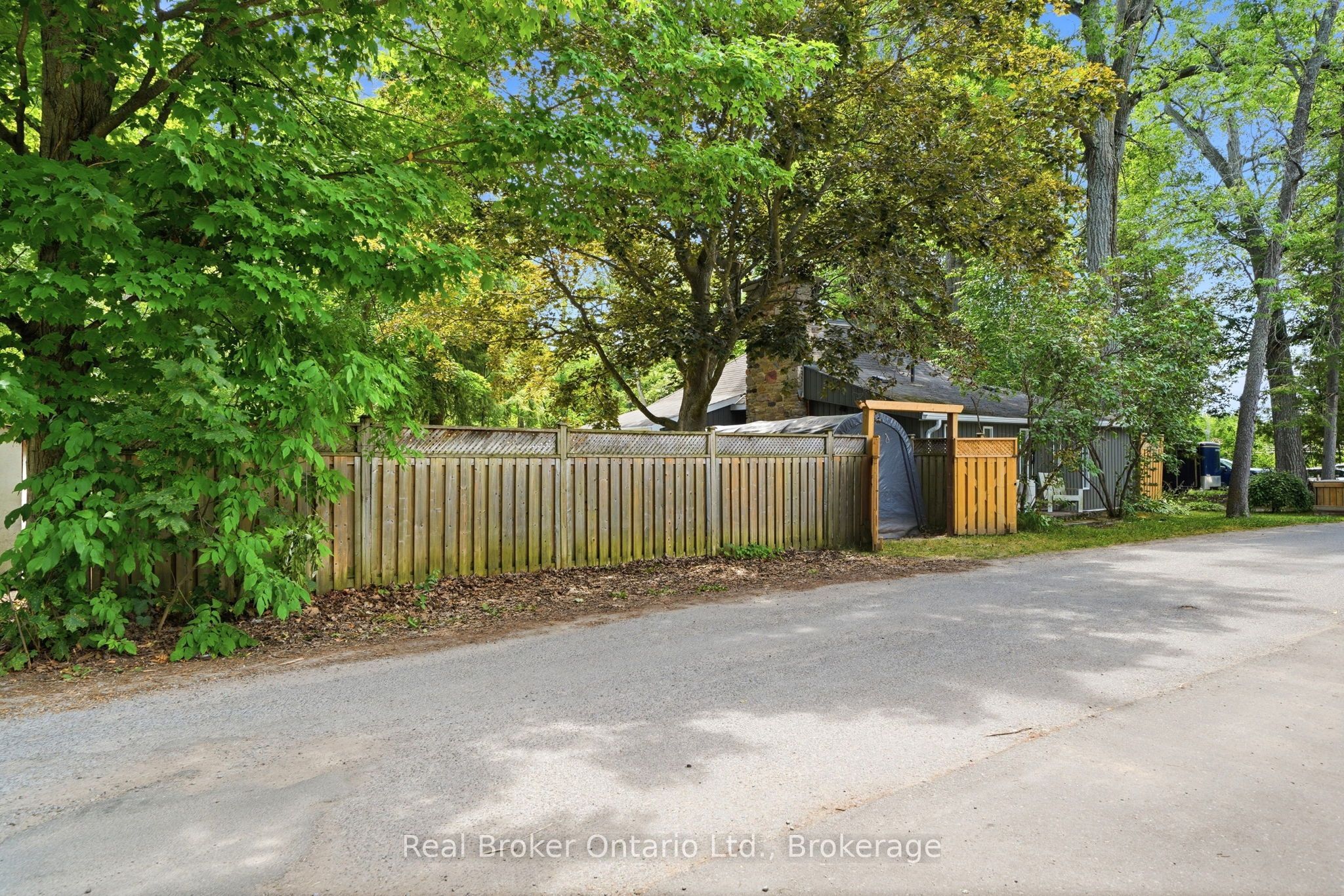 1 JANICE Drive, Kawartha Lakes, ON K9V 4R6 photo 4