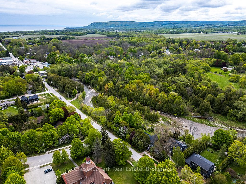114 Clark Street, Blue Mountains, ON N0H 1J0 photo 5