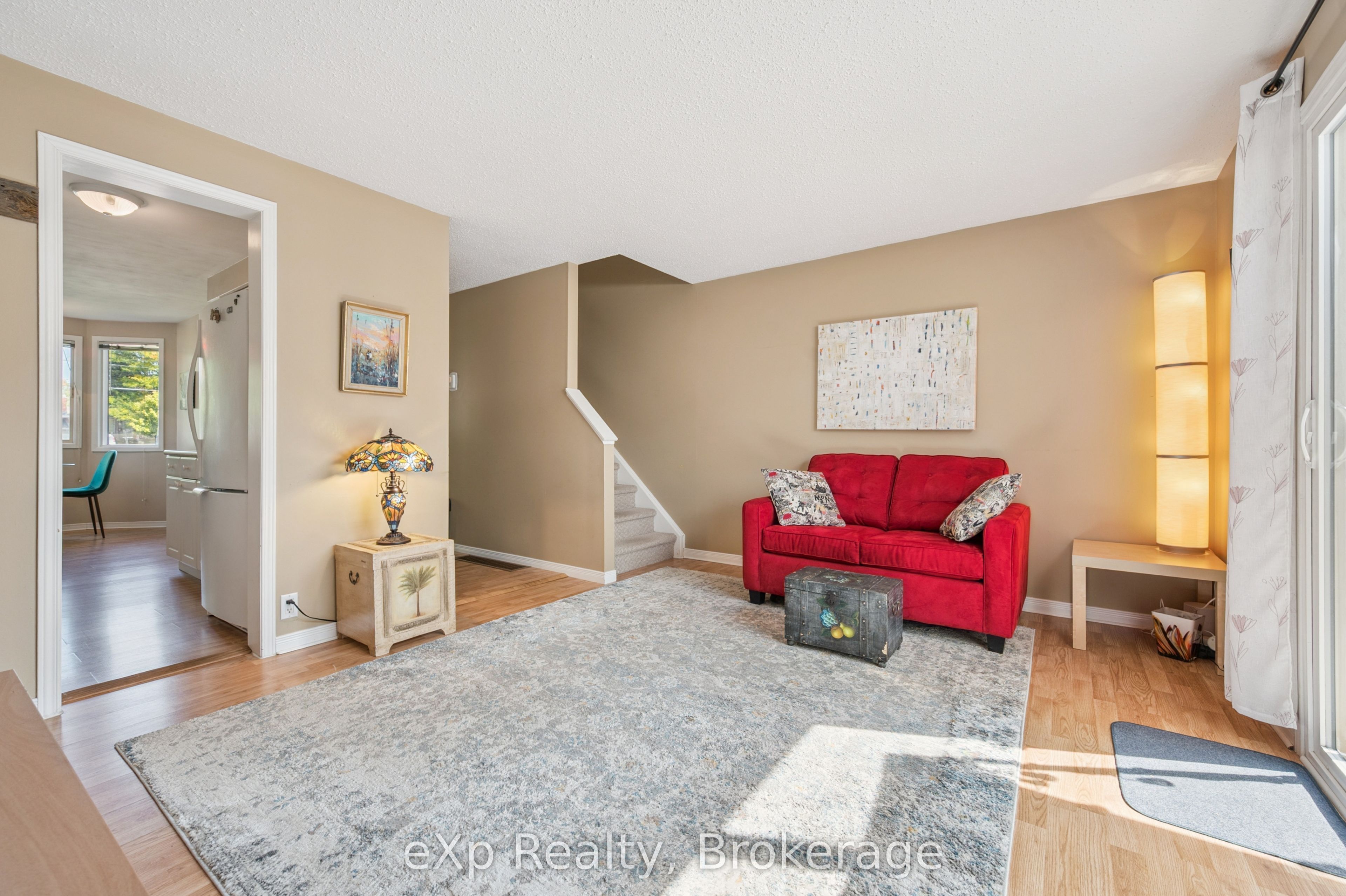 40 Silvercreek Parkway N 44, Guelph, ON N1H 7X5 photo 3
