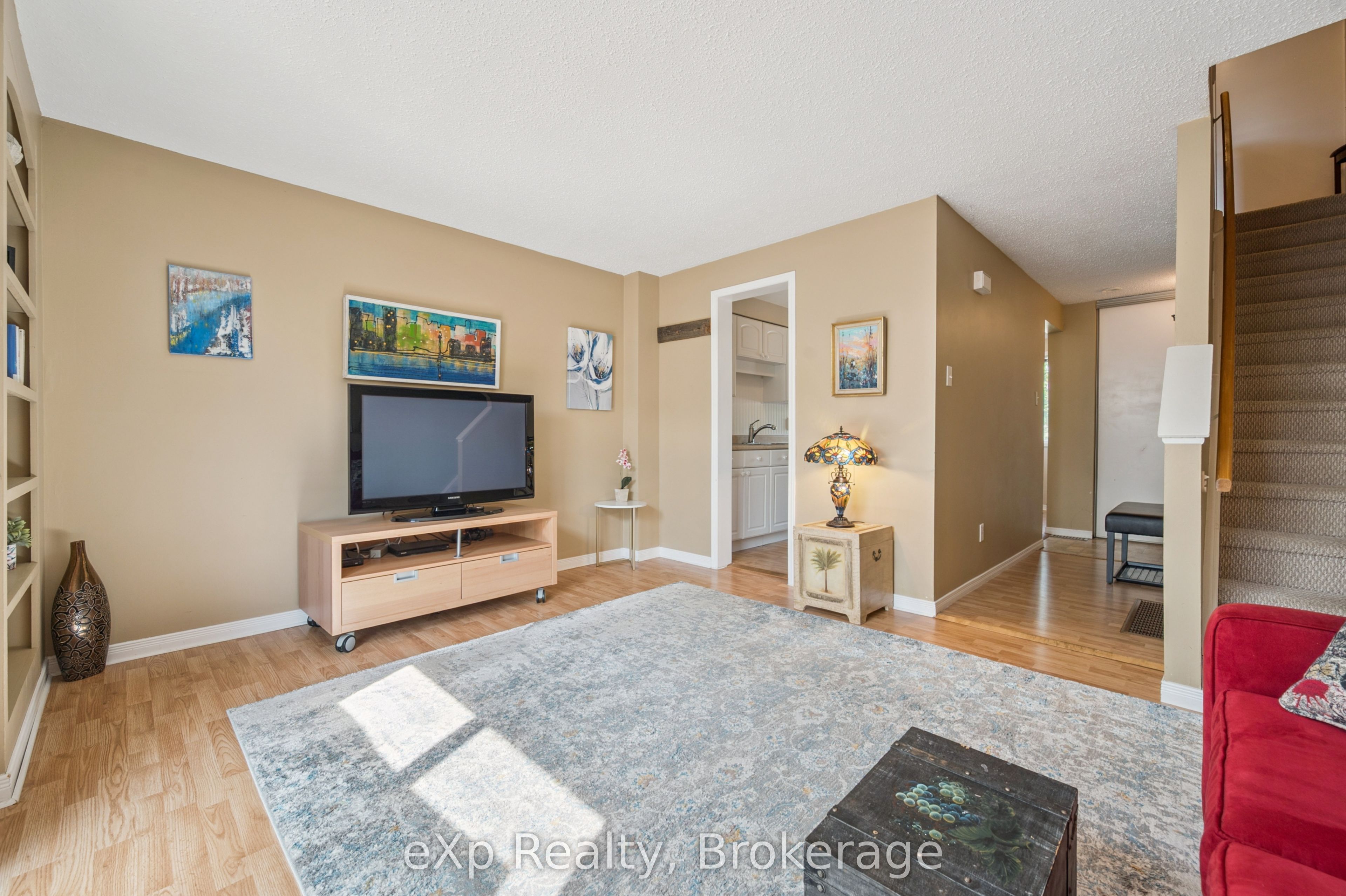 40 Silvercreek Parkway N 44, Guelph, ON N1H 7X5 photo 4
