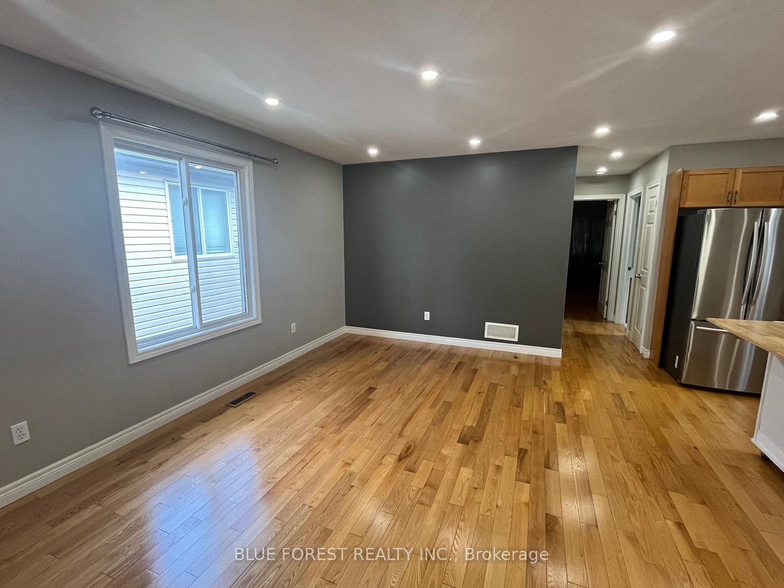 1828 Marconi Boulevard, London East, ON N5V 4Y1 photo 5
