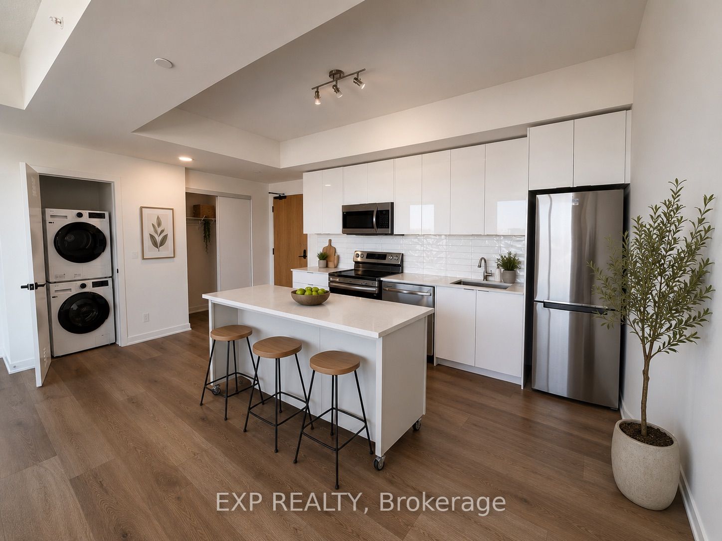33 Erie Avenue 1316, Brantford, ON N3S 0K7 photo 4