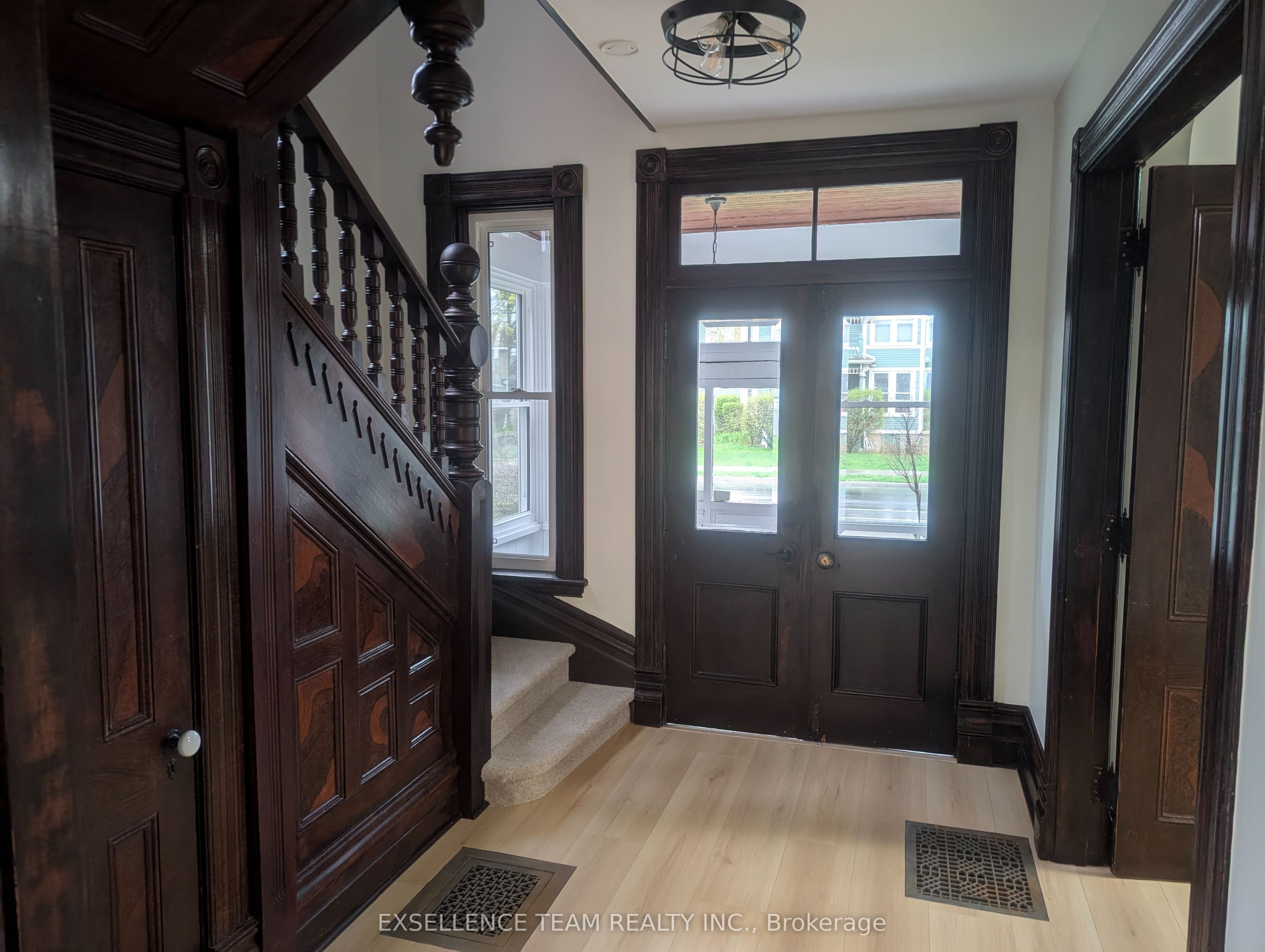 241 Sydney Street, Cornwall, ON K6H 3H3 photo 5