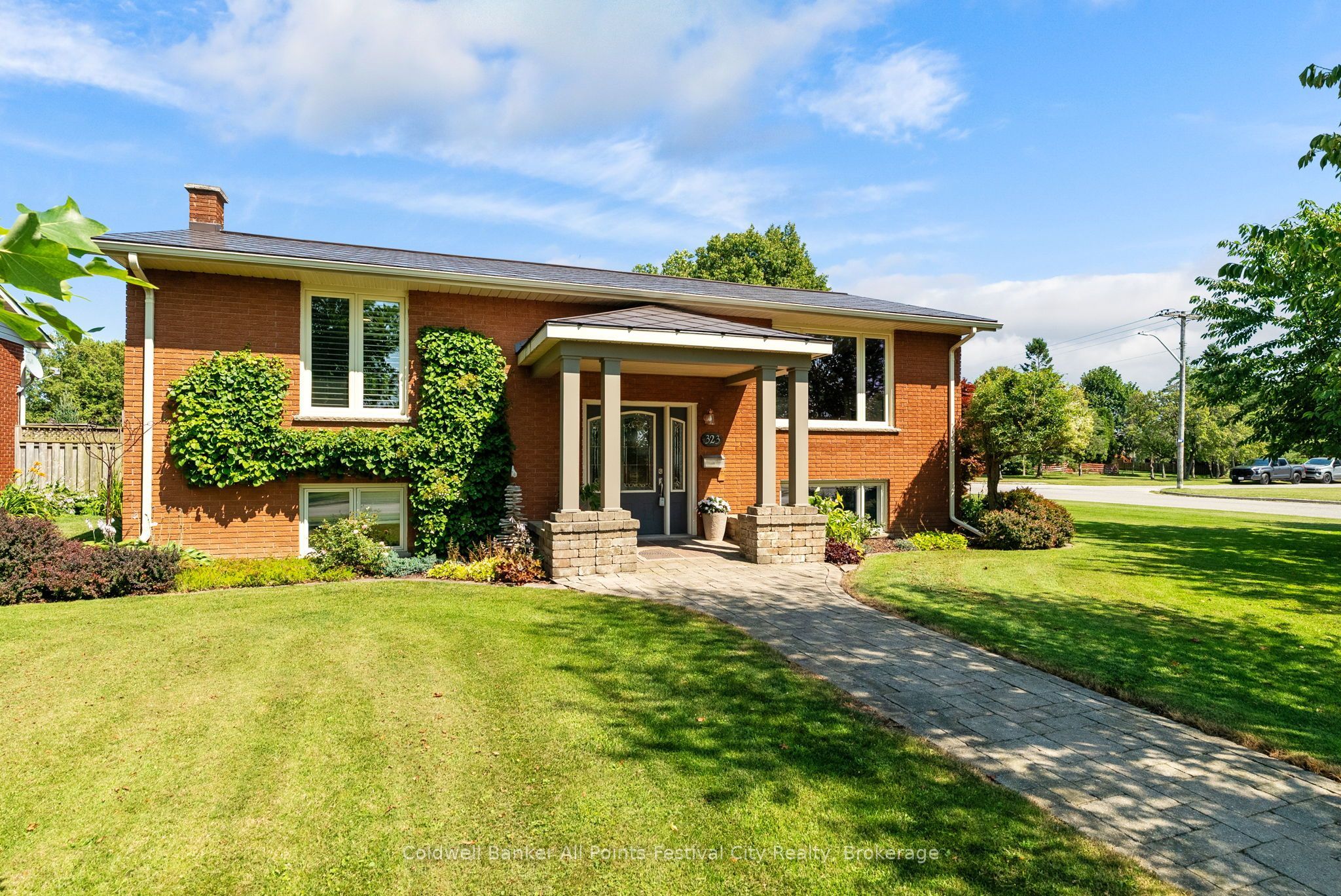 323 Warren Street, Goderich, ON N7A 4G1 photo 2