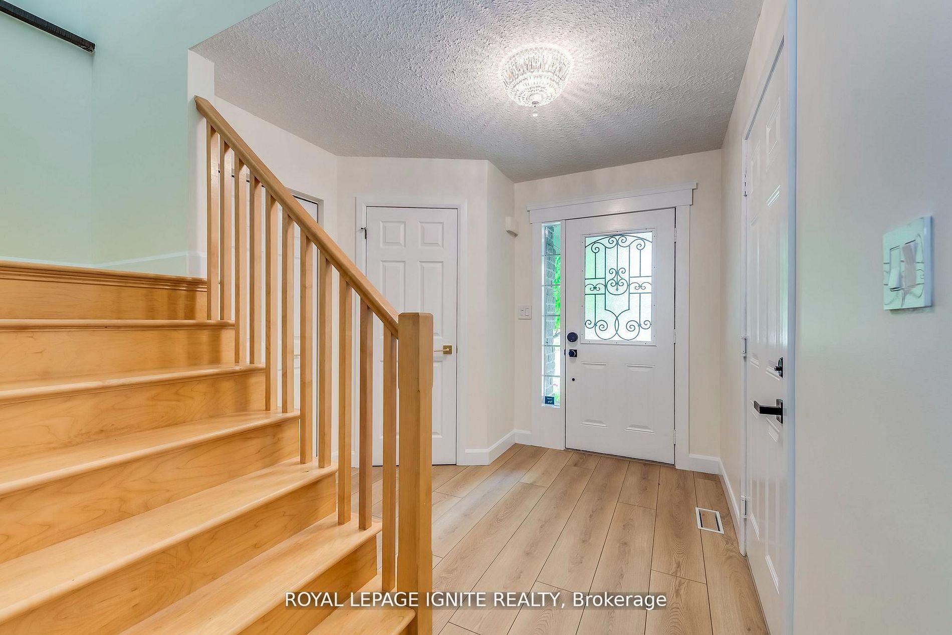 64 Templewood Drive, Kitchener, ON N2R 1X3 photo 5