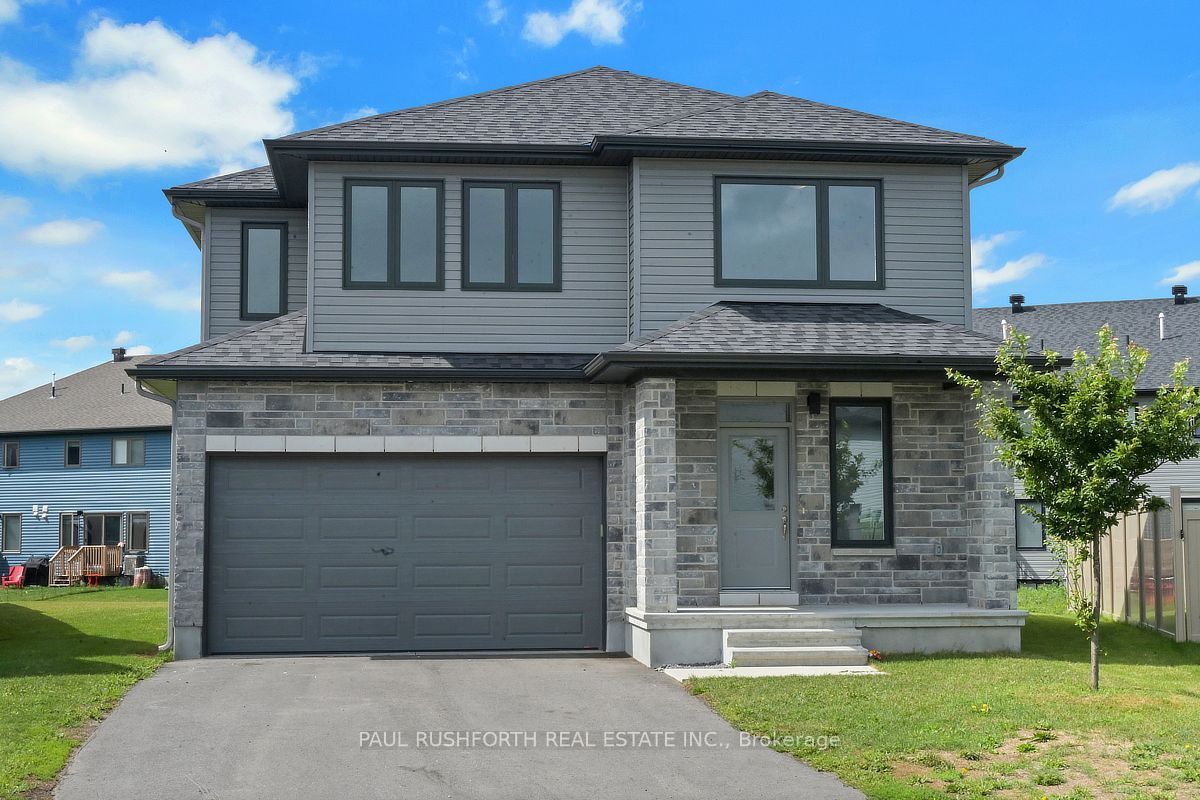 30 Dowdall Circle, Carleton Place, ON K7C 0S4