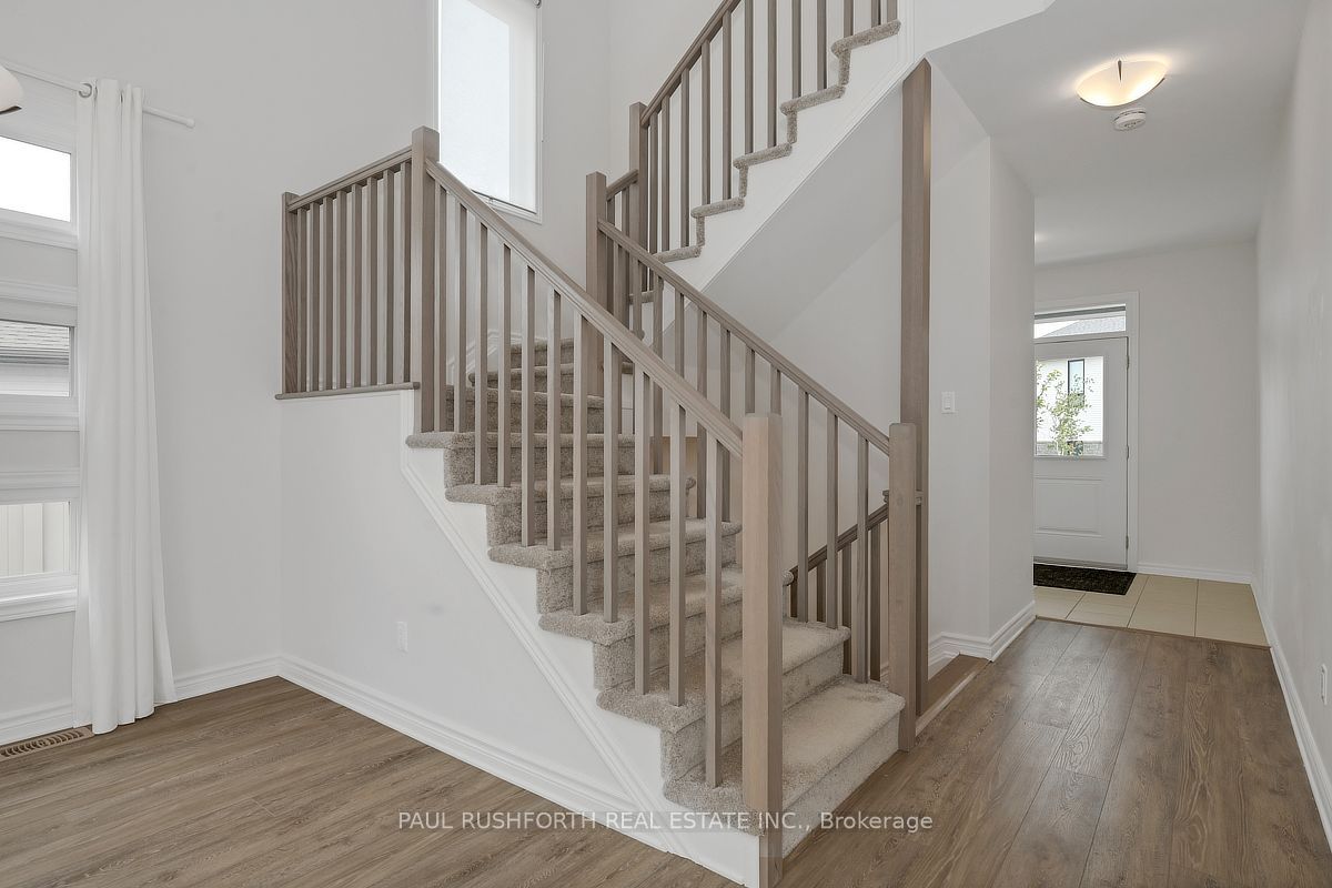 30 Dowdall Circle, Carleton Place, ON K7C 0S4 photo 4