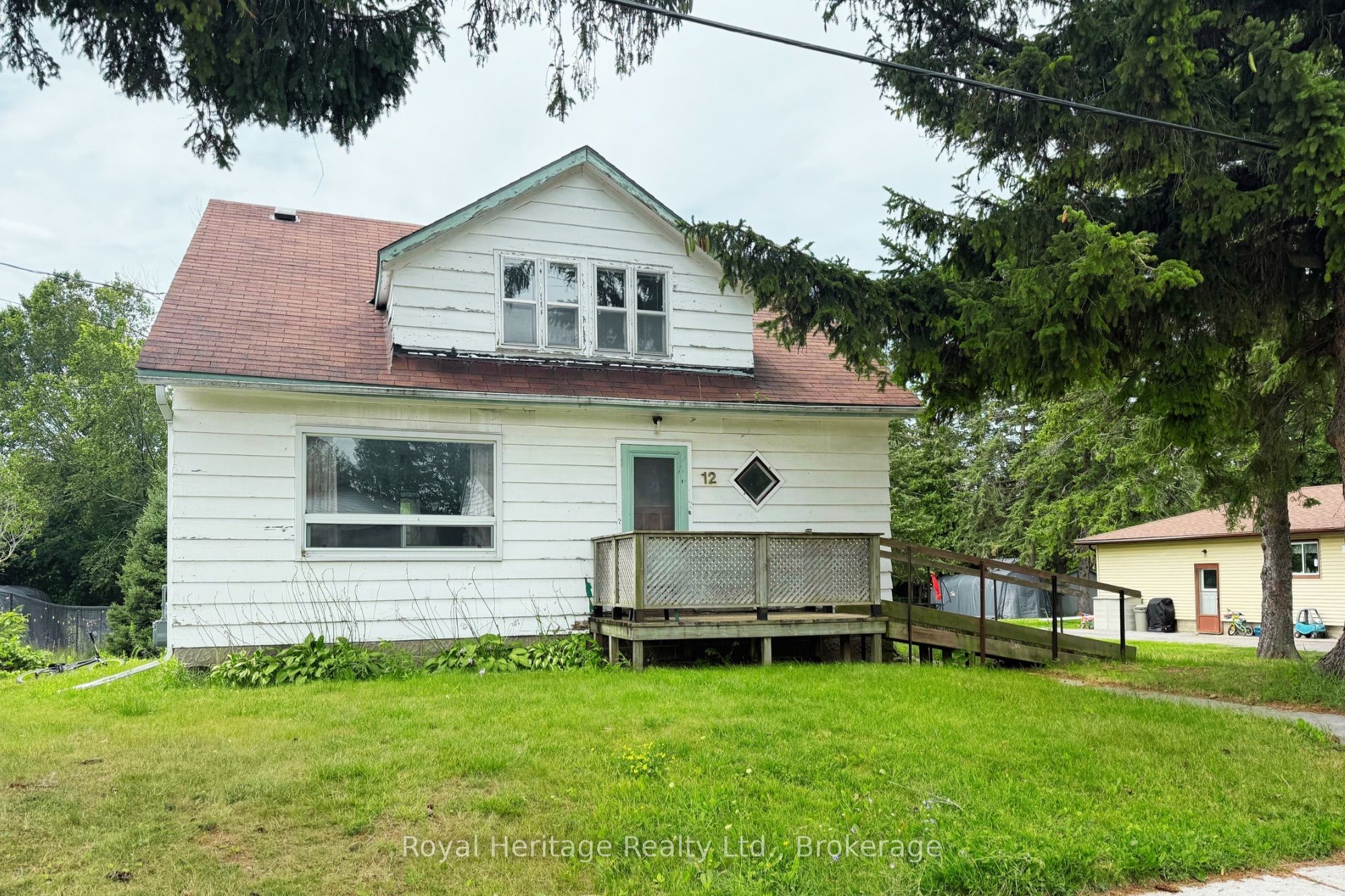 12 Dufferin Street, Brighton, ON K0K 1H0 photo 2