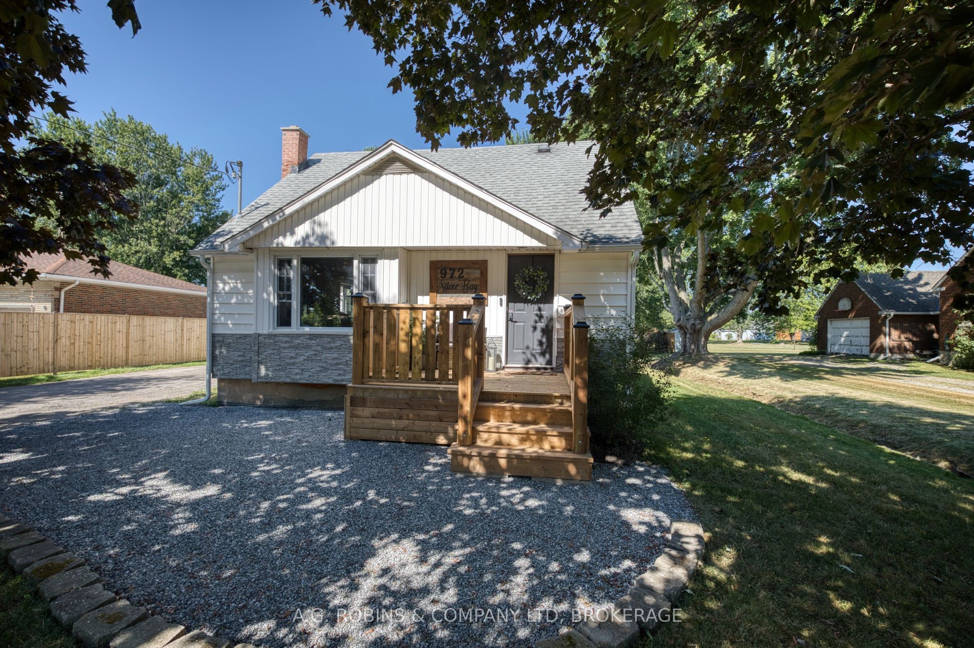 972 Silver Bay Road, Port Colborne, ON L3K 5V3 photo 3