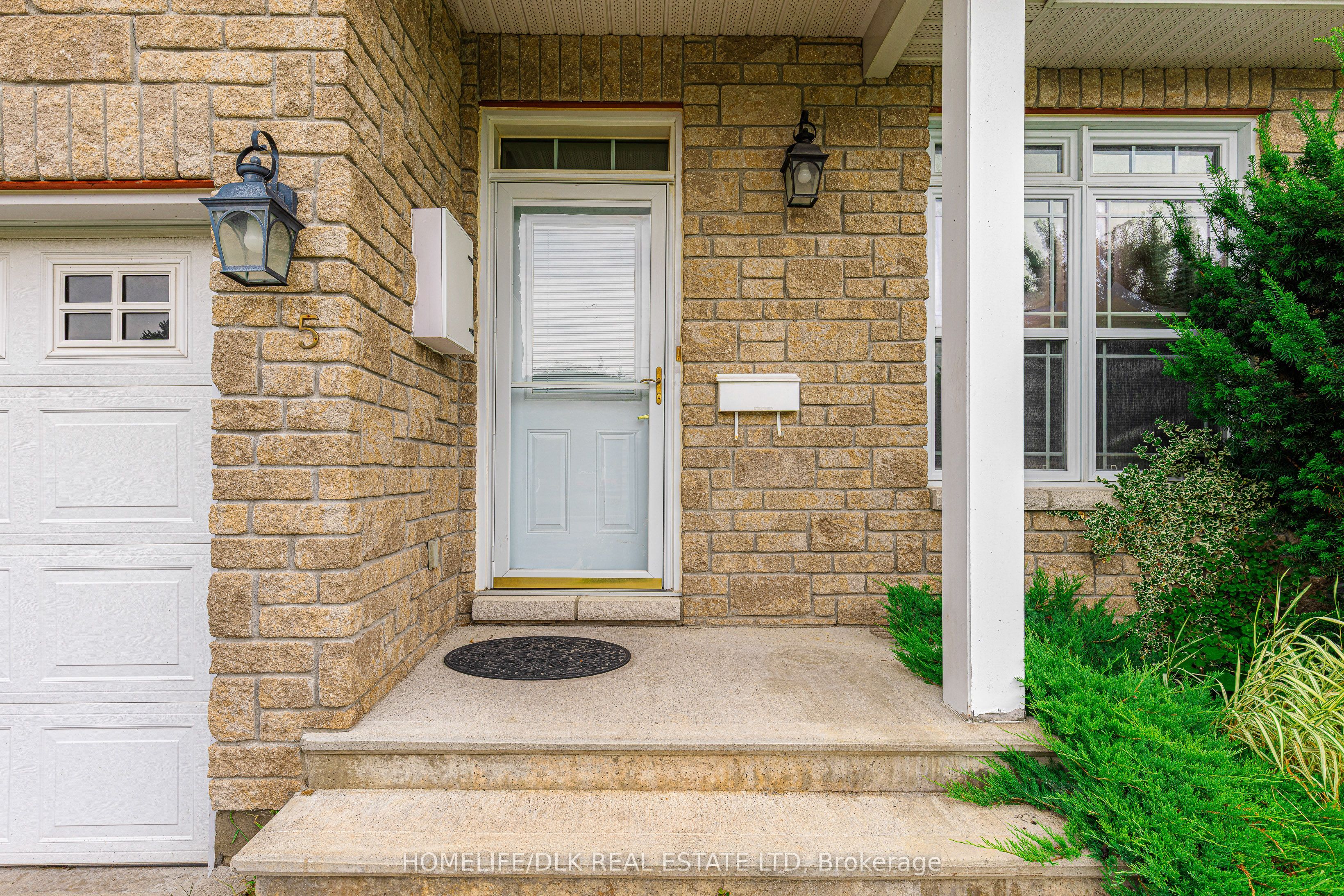 5 Susanna Lane, Brockville, ON K6V 0A7 photo 3