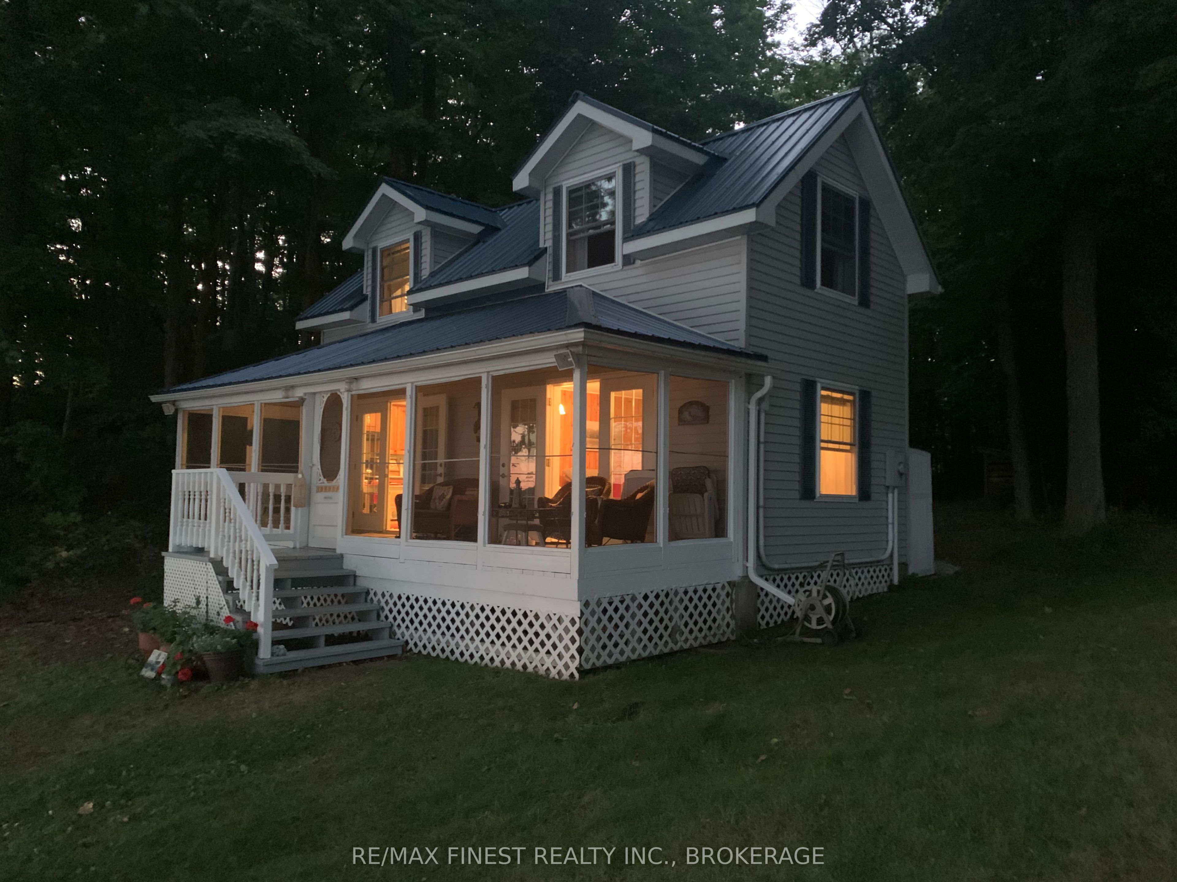 342 North Shore Road, Rideau Lakes, ON K0G 1X0 photo 2