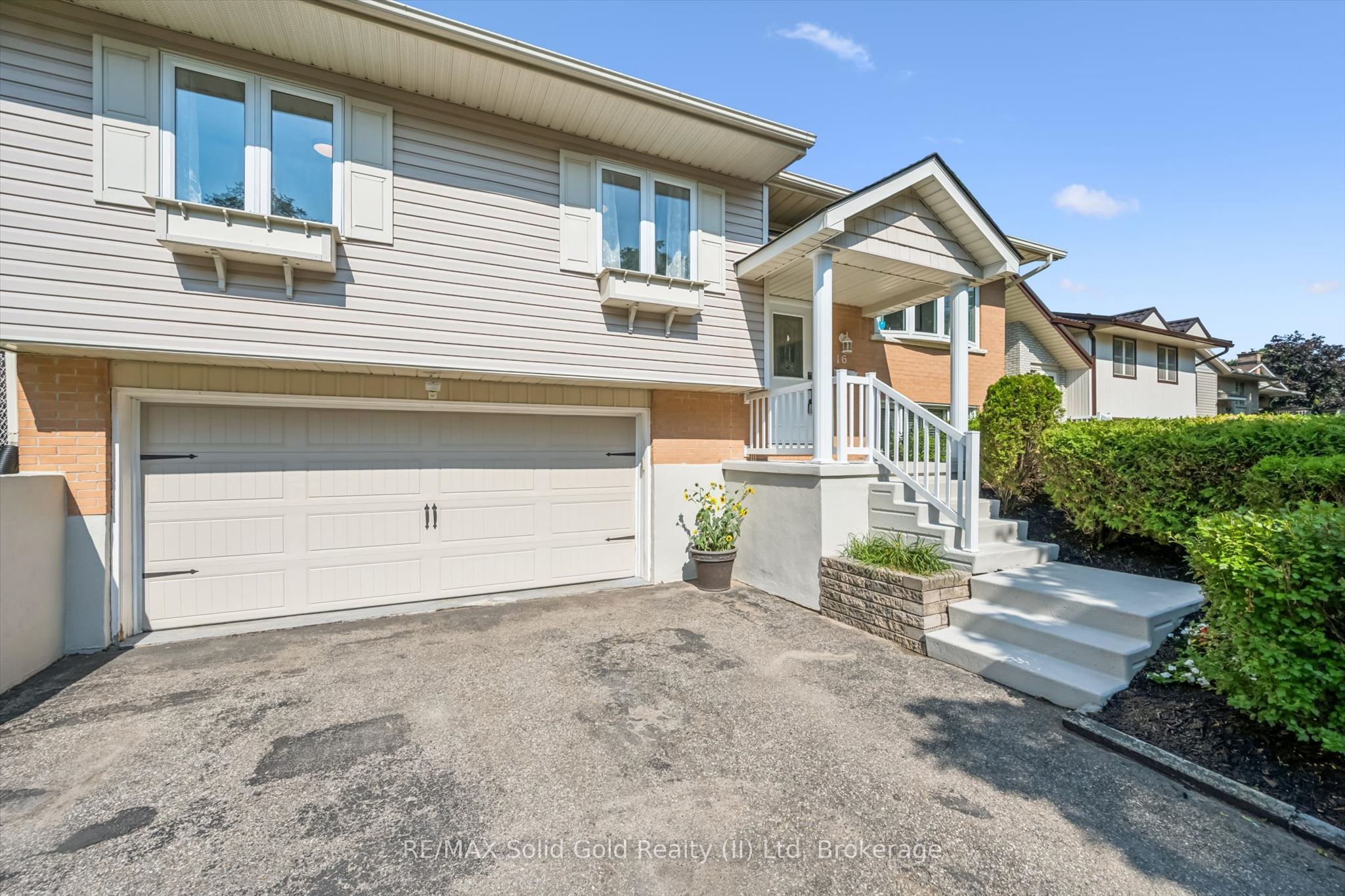 16 Nipigon Street, Kitchener, ON N2B 3M3 photo 4