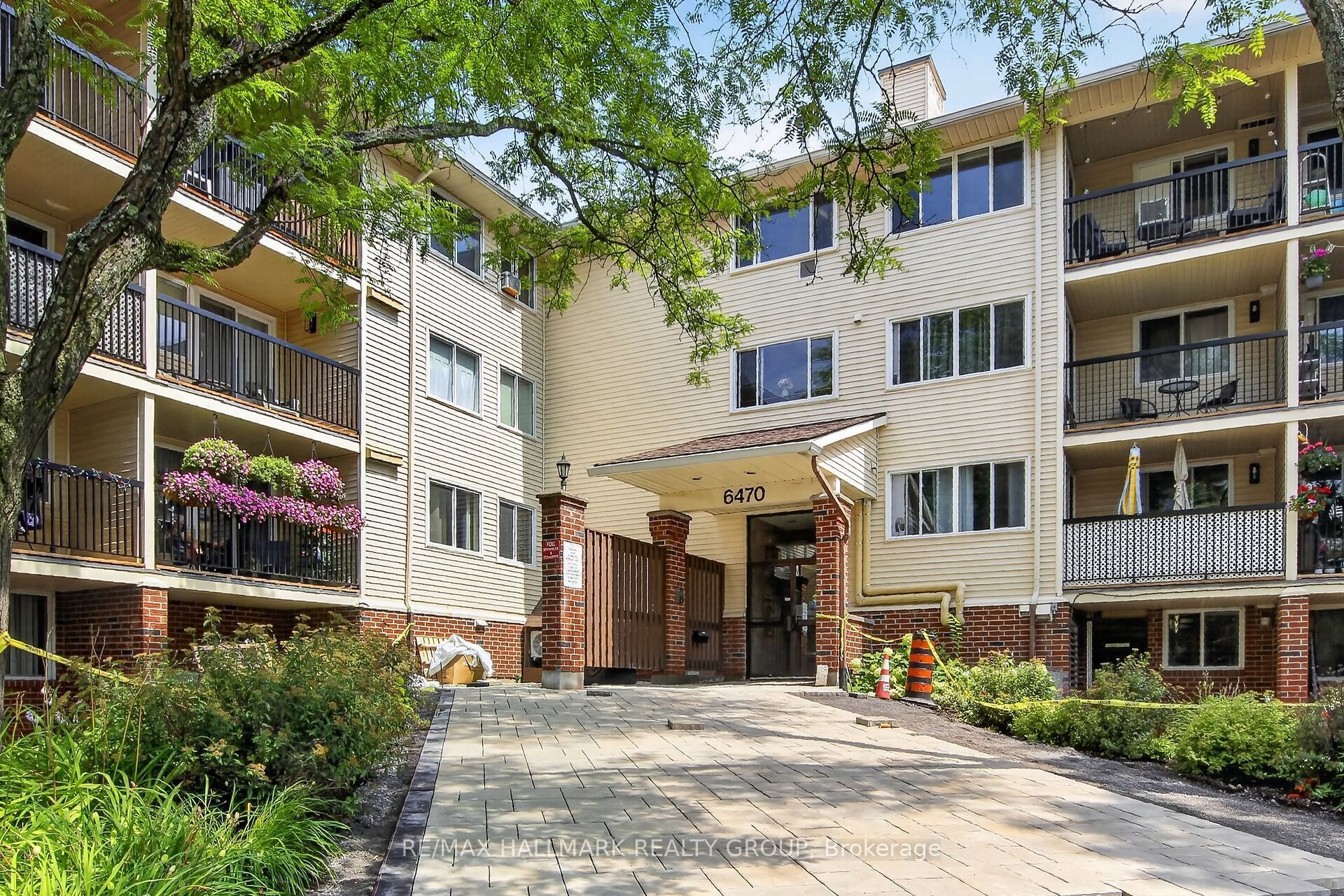 6470 Bilberry Drive 306, Orleans - Convent Glen and Area, ON K1C 4P1