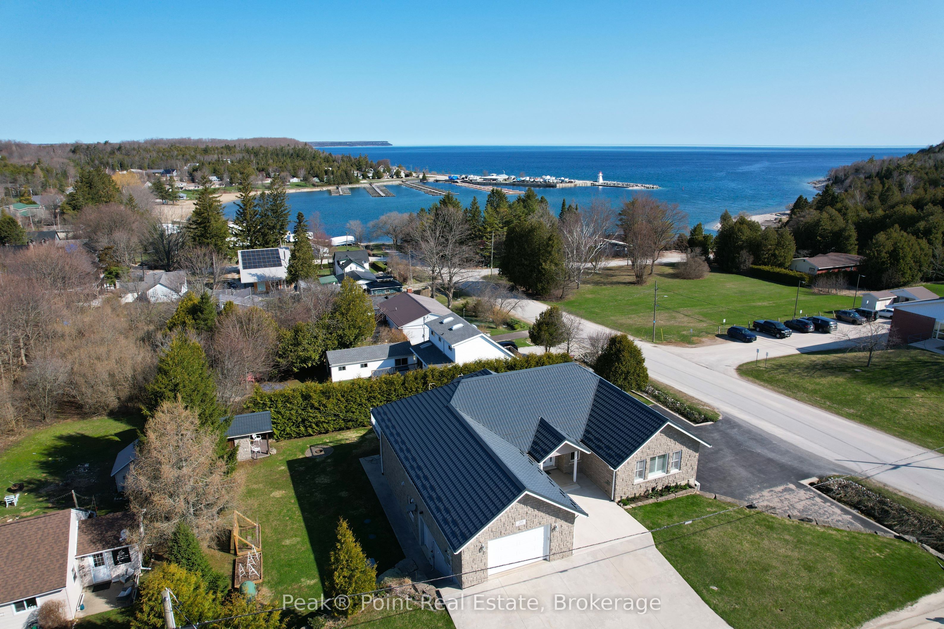 20 Moore Street, Northern Bruce Peninsula, ON N0H 1W0