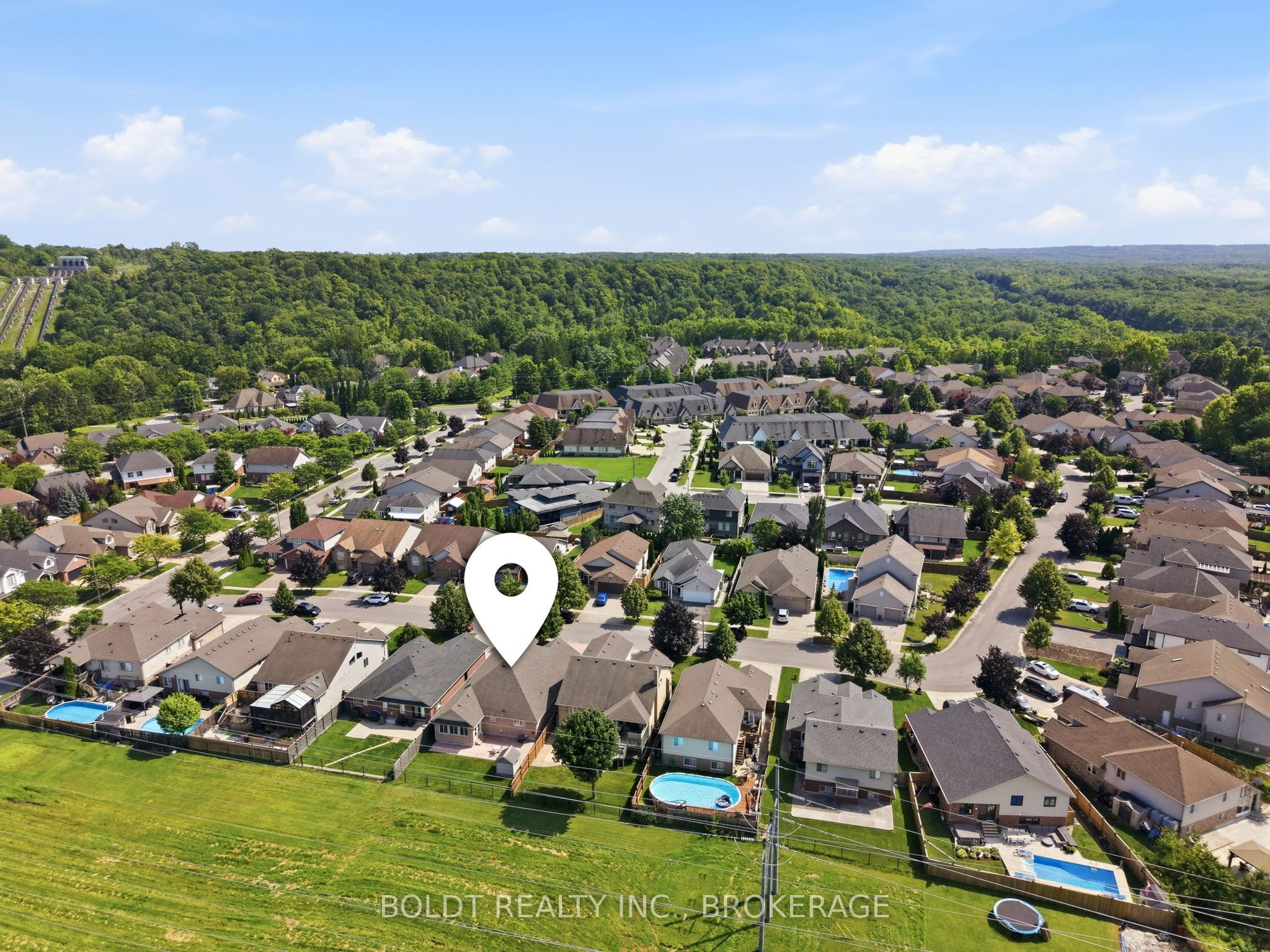 9 Nicholas Drive, St. Catharines, ON L2S 4C2 photo 3
