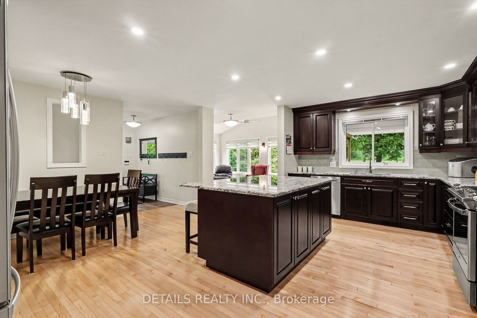 2 Clarence Court, Clarence-Rockland, ON K4K 1K7 photo 5