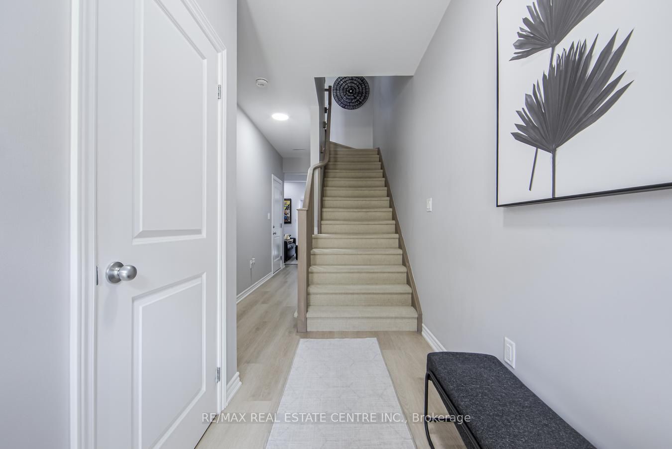 52 Sentinel Lane, Hamilton, ON L9C 0E8 photo 4