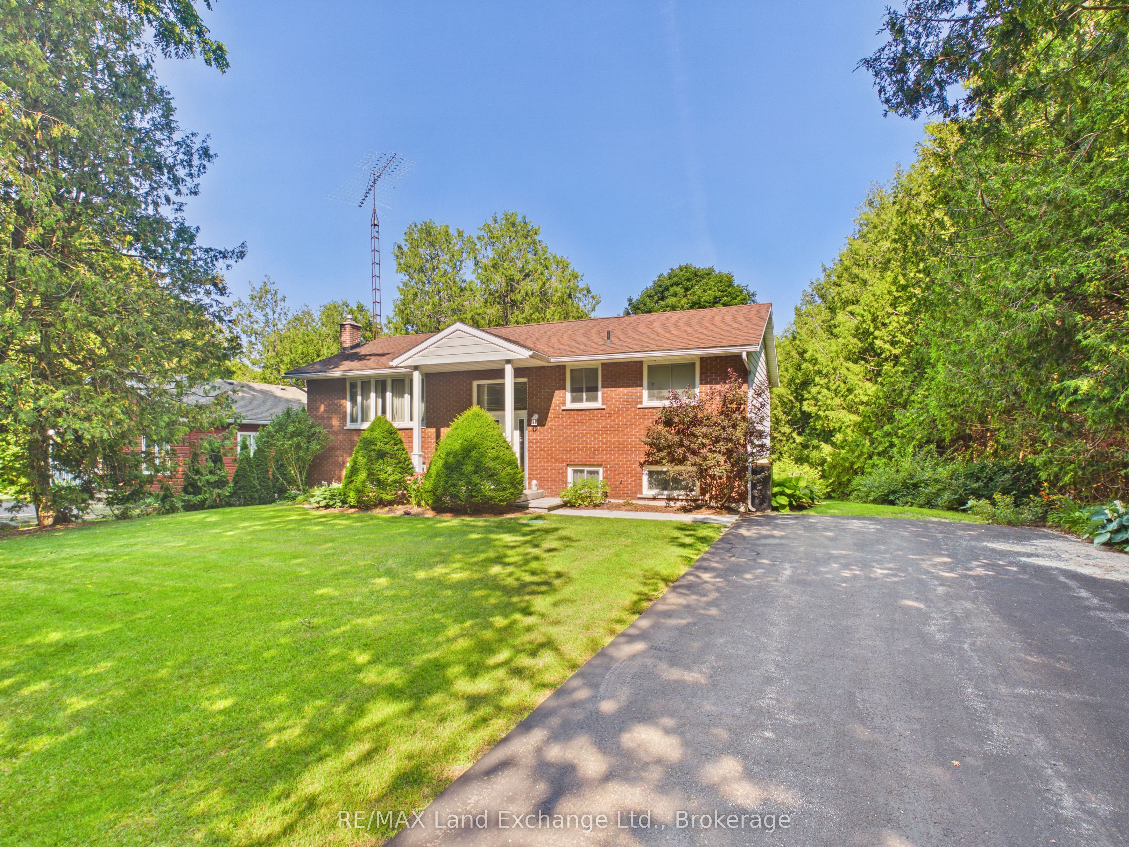 37 Albert Road, Kincardine, ON N2Z 2T0 photo 2