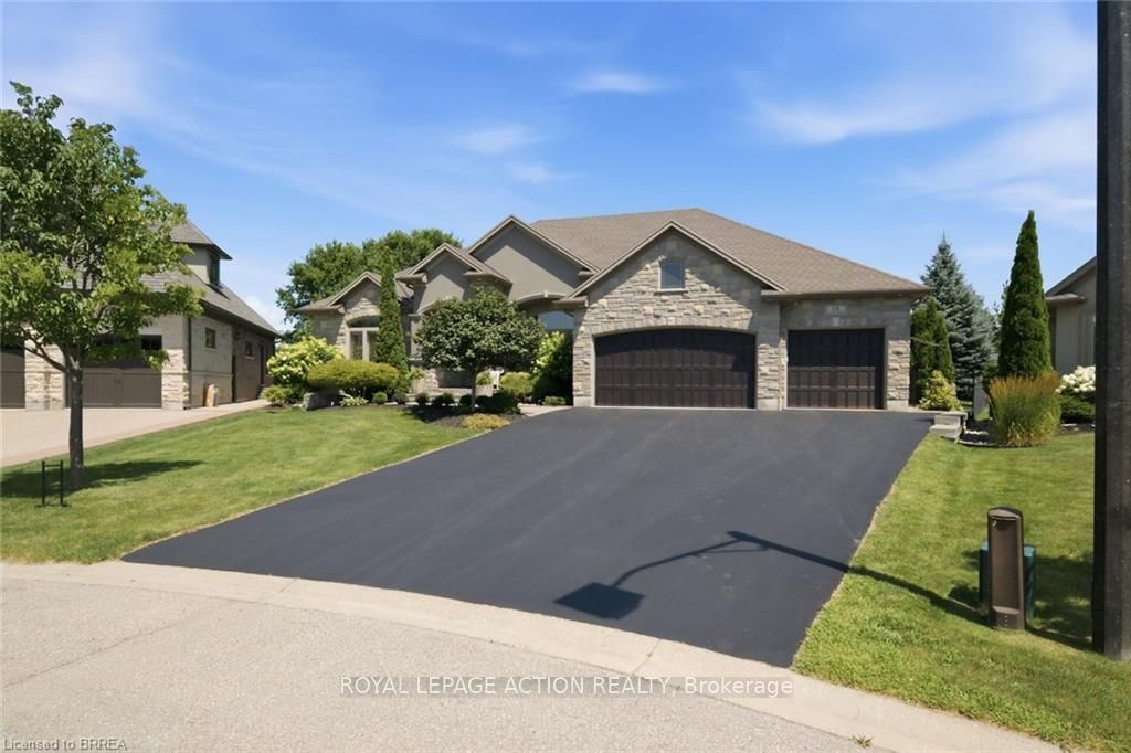 14 Ellington Place, Brantford, ON N3T 0H5 photo 2