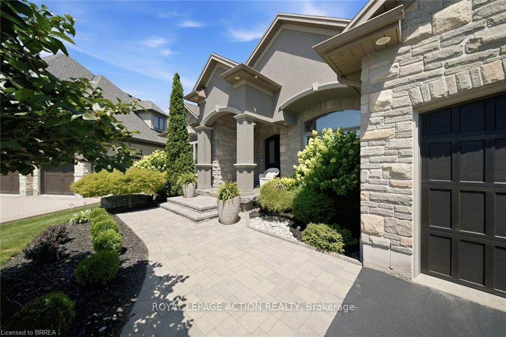 14 Ellington Place, Brantford, ON N3T 0H5 photo 4