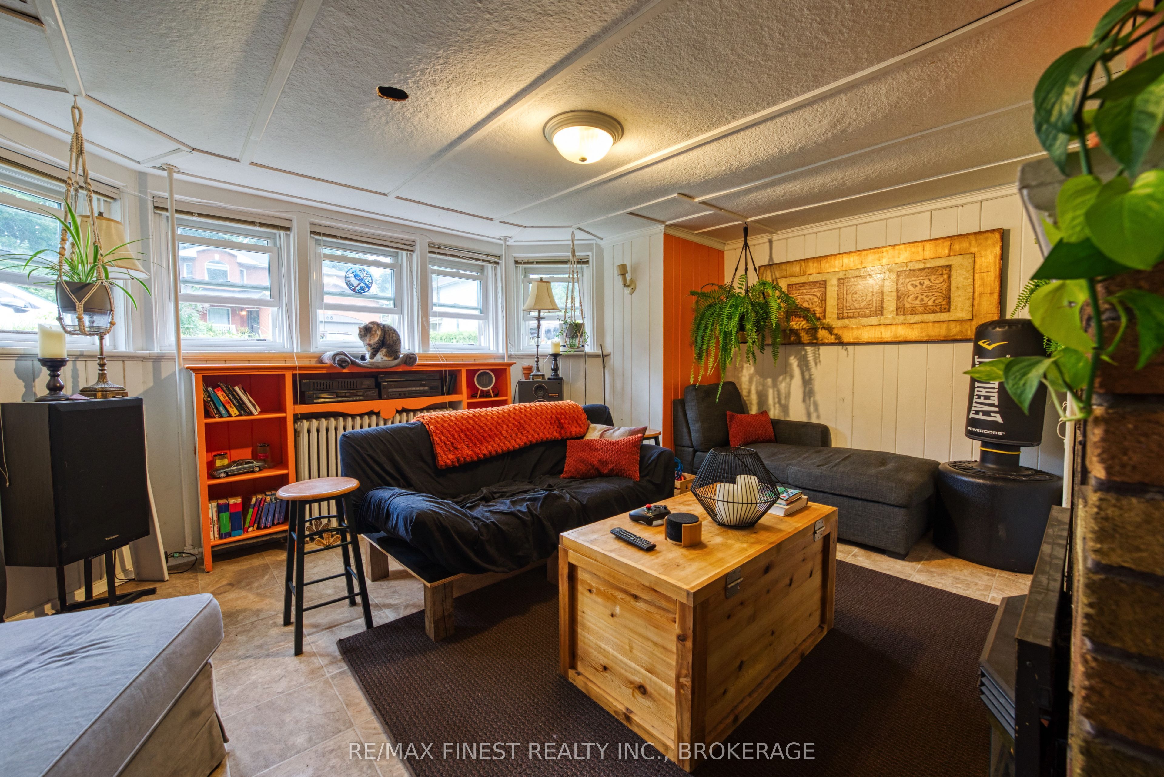 63 Pembroke Street, Kingston, ON K7L 4N6 photo 4