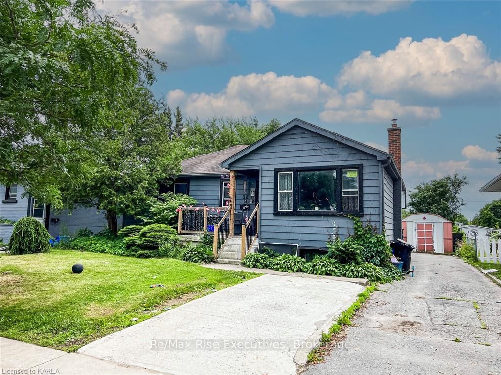 38 Ruskin Street 2, Kingston, ON K7K 2N3