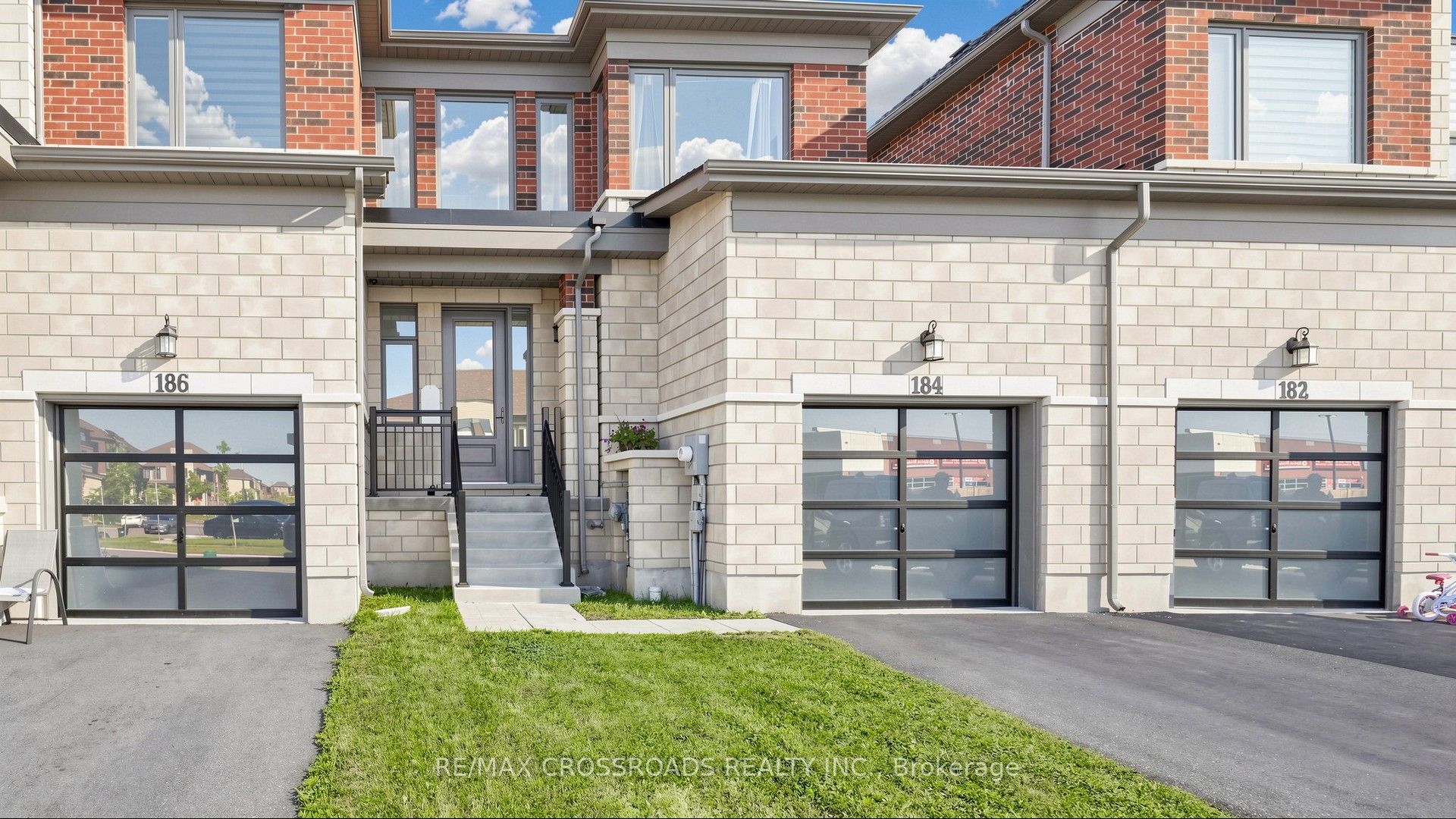 184 Huntingford Trail, Woodstock, ON N4T 0M4 photo 3