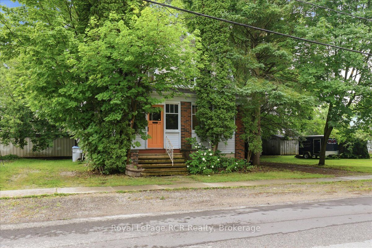 144 Davidson Avenue S, North Perth, ON N4W 2J6 photo 3