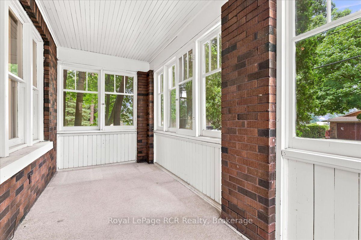 144 Davidson Avenue S, North Perth, ON N4W 2J6 photo 5