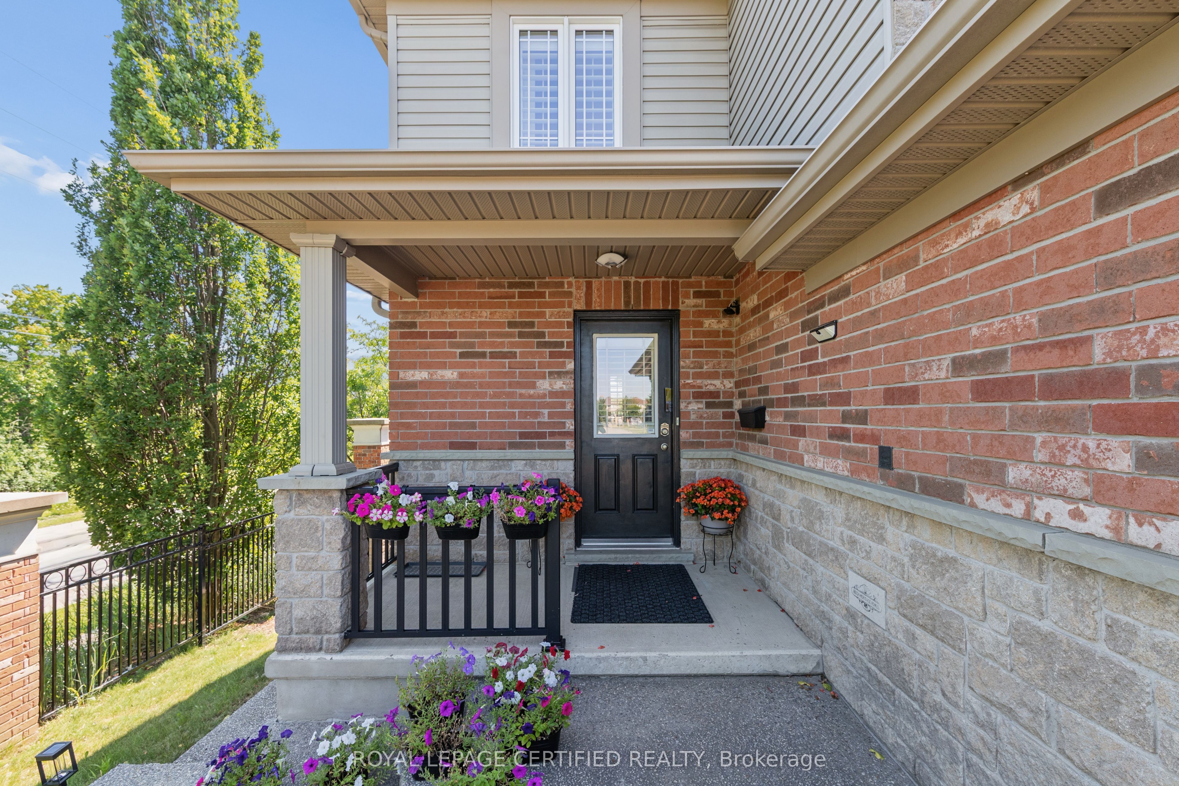 37 Wilkie Crescent, Guelph, ON N1L 0B1 photo 4