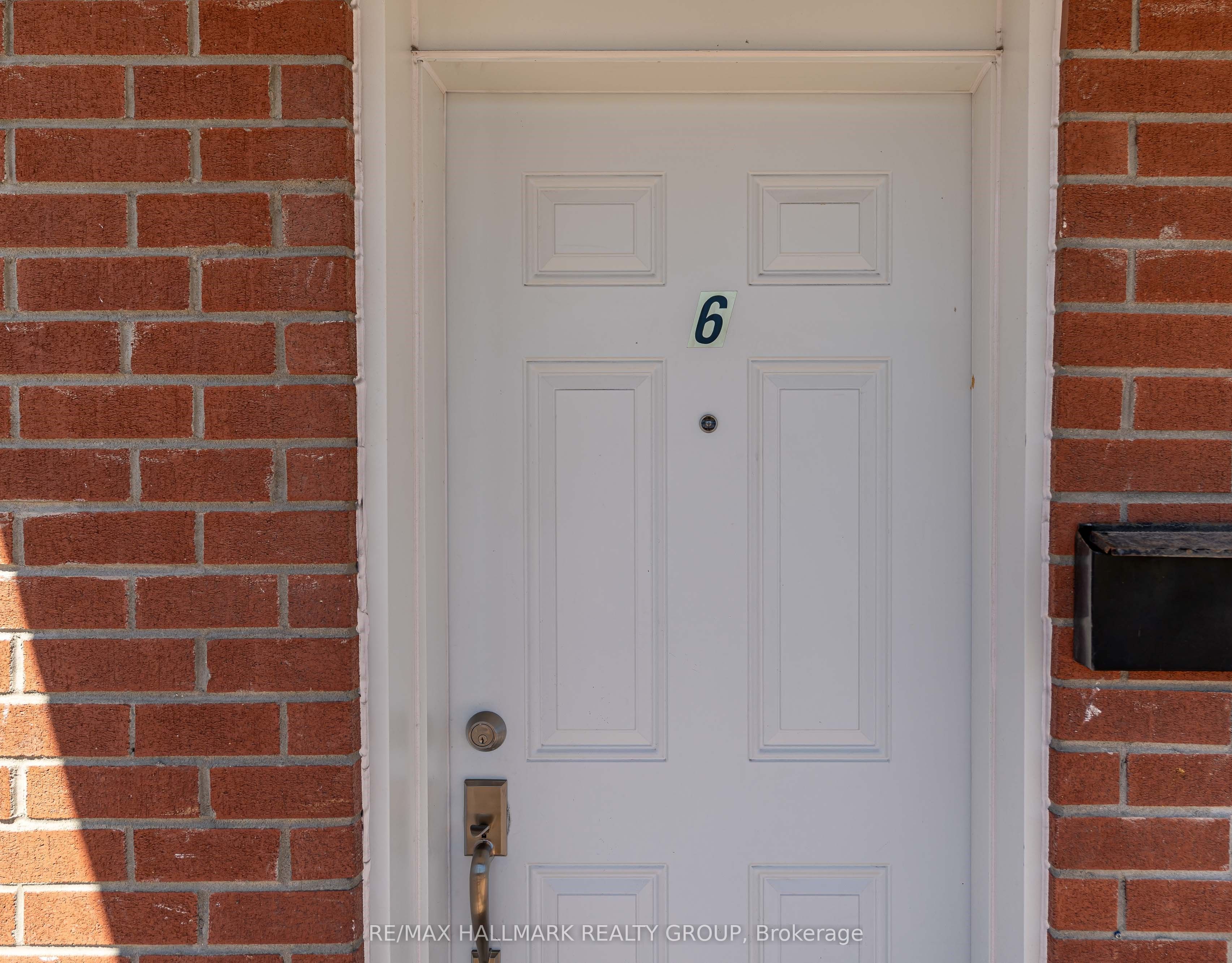 259 Somerset Street E 6, Lower Town - Sandy Hill, ON K1N 6V5 photo 3