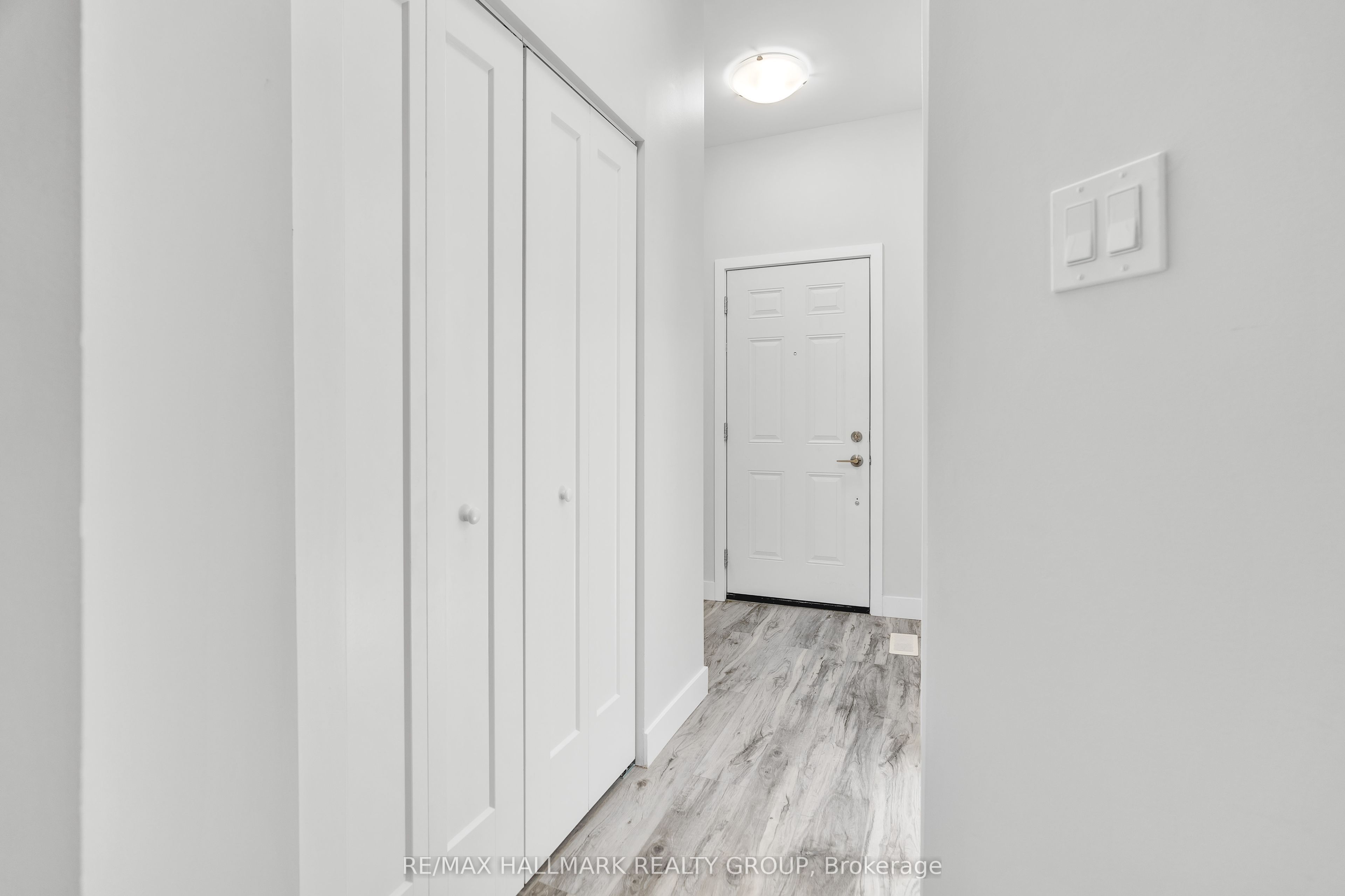 259 Somerset Street E 6, Lower Town - Sandy Hill, ON K1N 6V5 photo 4