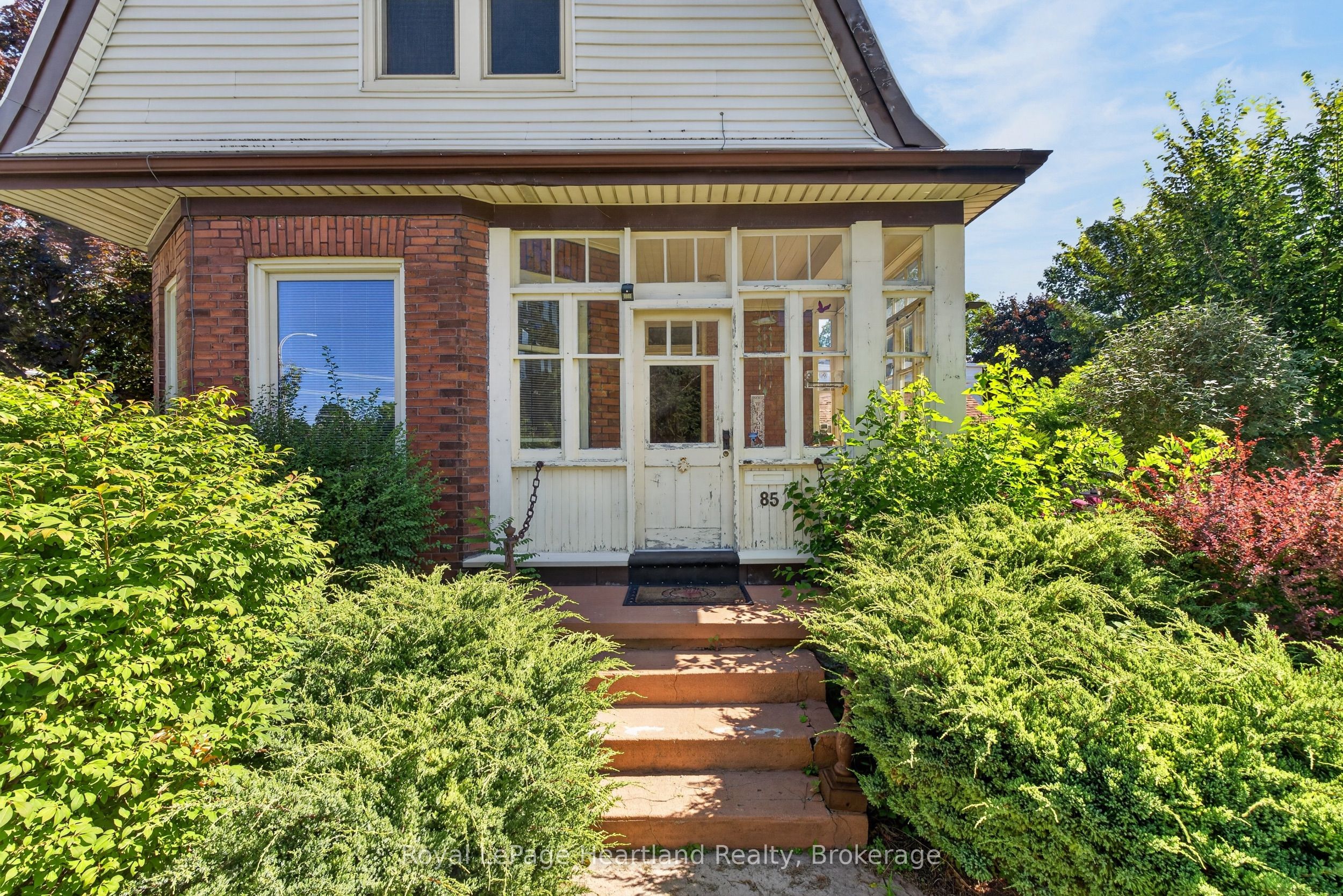 85 Montreal Street, Goderich, ON N7A 2G5 photo 4