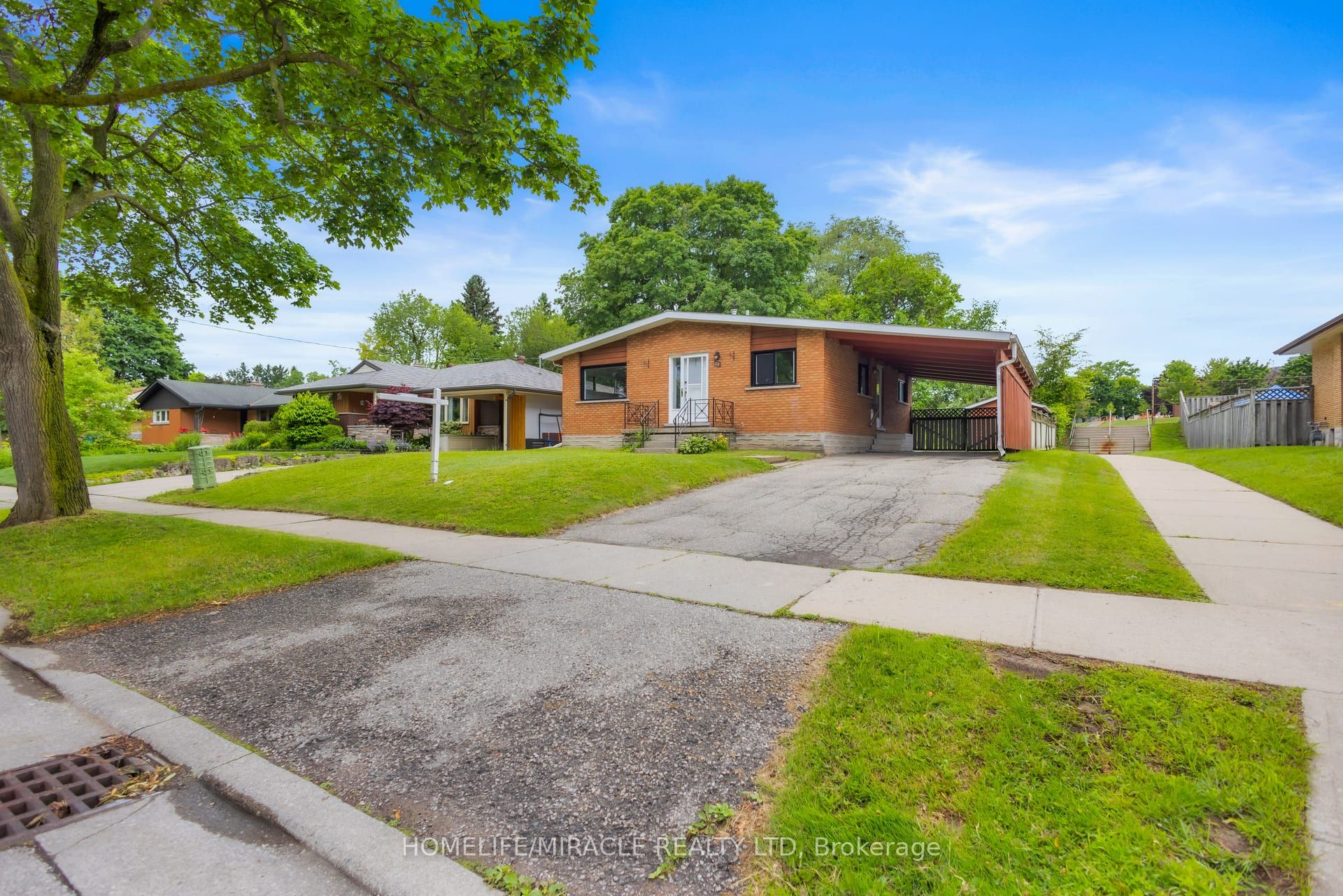72 Massey Avenue, Kitchener, ON N2C 1M3