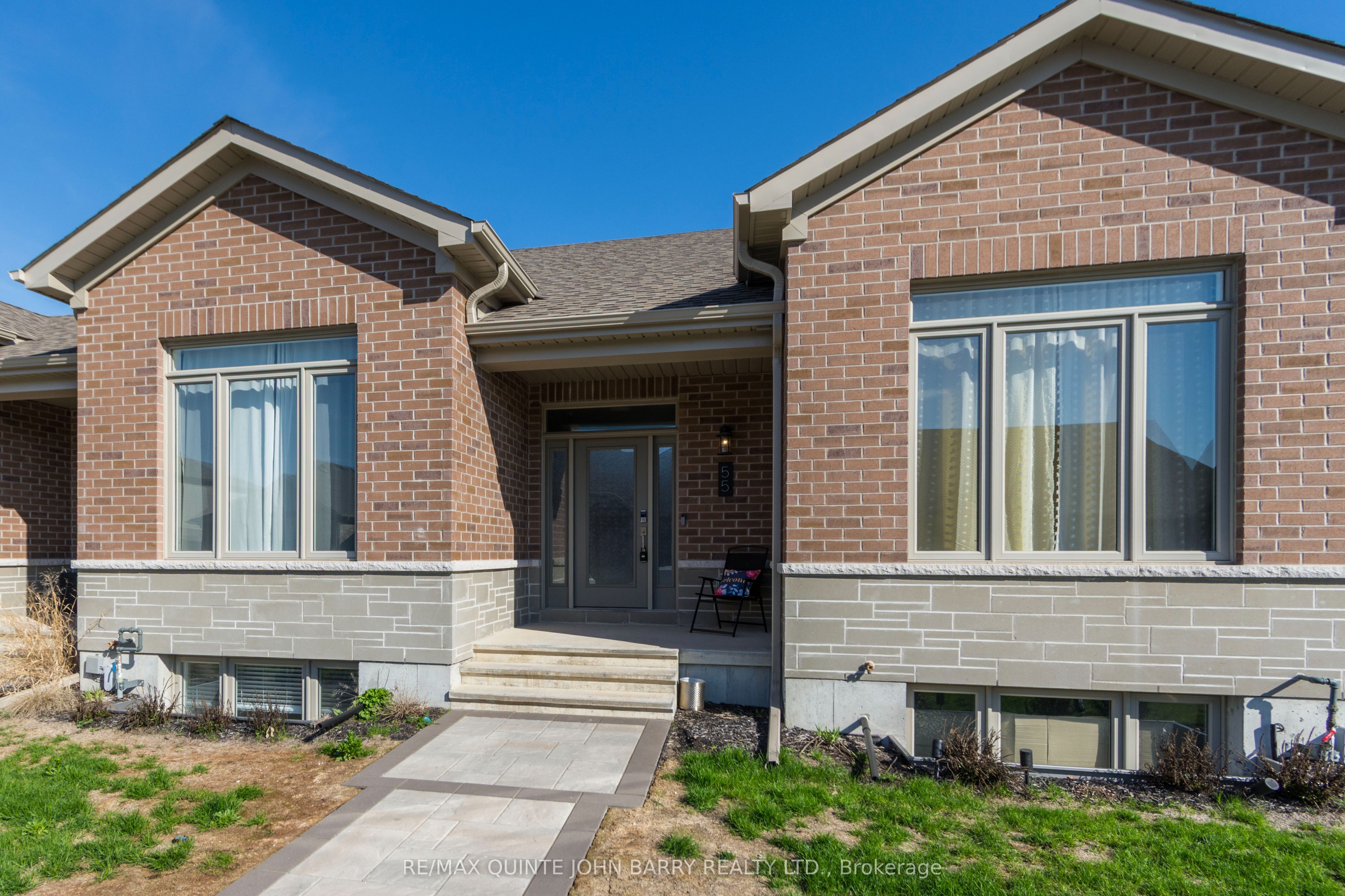 55 Athabaska Drive, Belleville, ON K8N 0T1