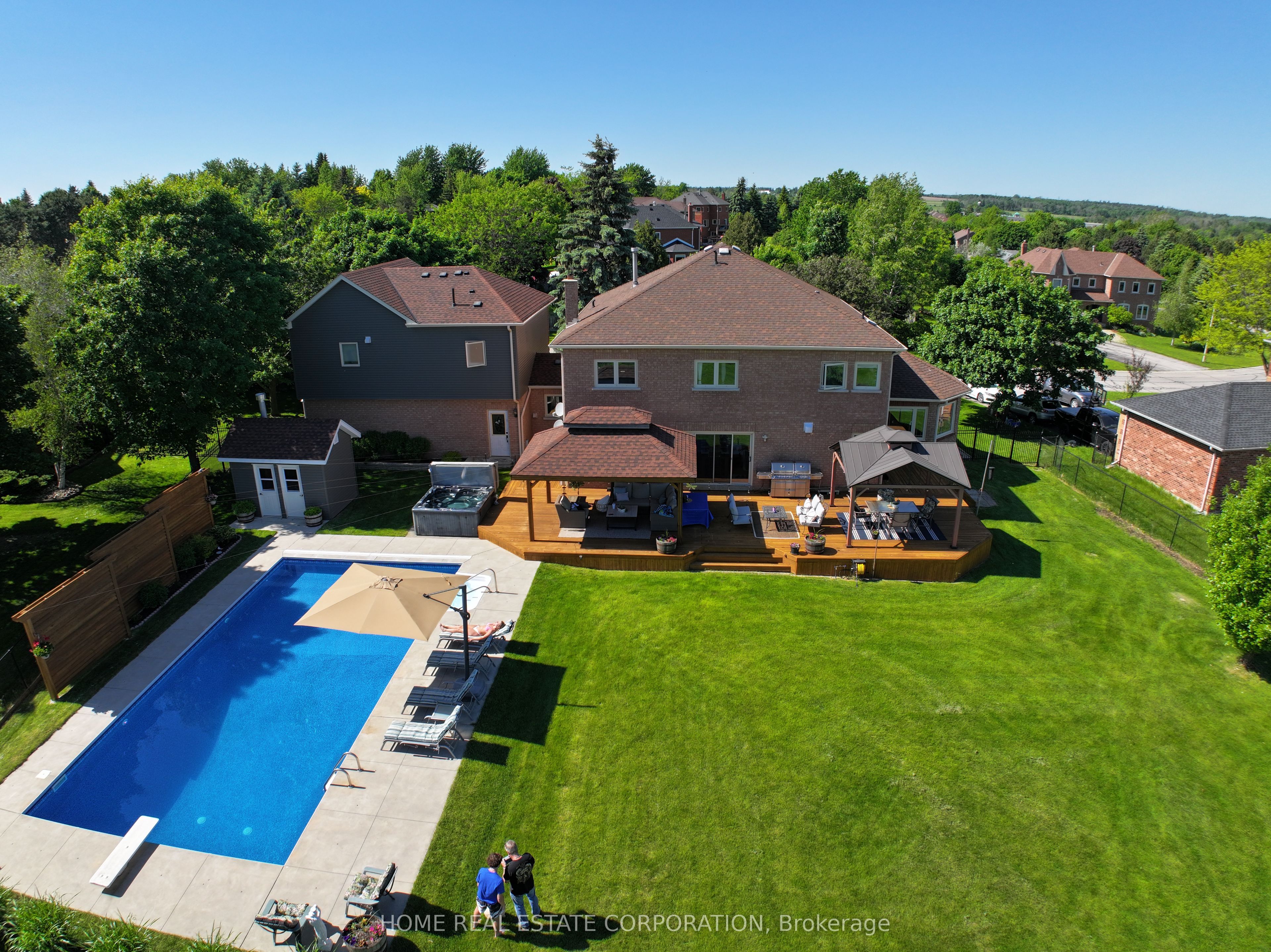 14 Hawthorne Road, Mono, ON L9W 6G7 photo 2