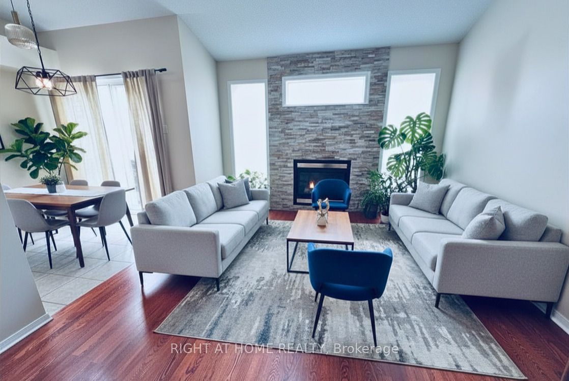 1741 Jobin Crescent, Cyrville - Carson Grove - Pineview, ON K1J 1C4 photo 5