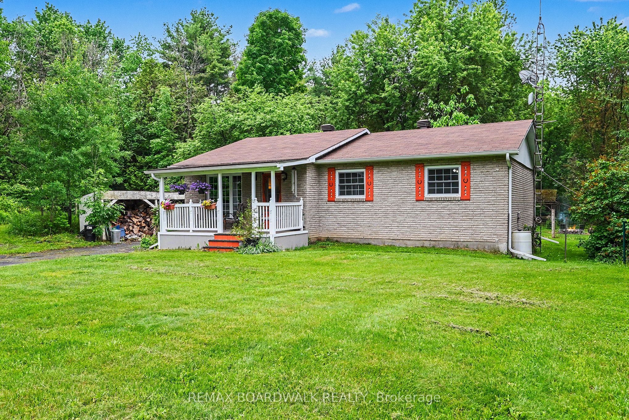3260 Tolmies Corners Road, North Stormont, ON K0C 1C0 photo 3