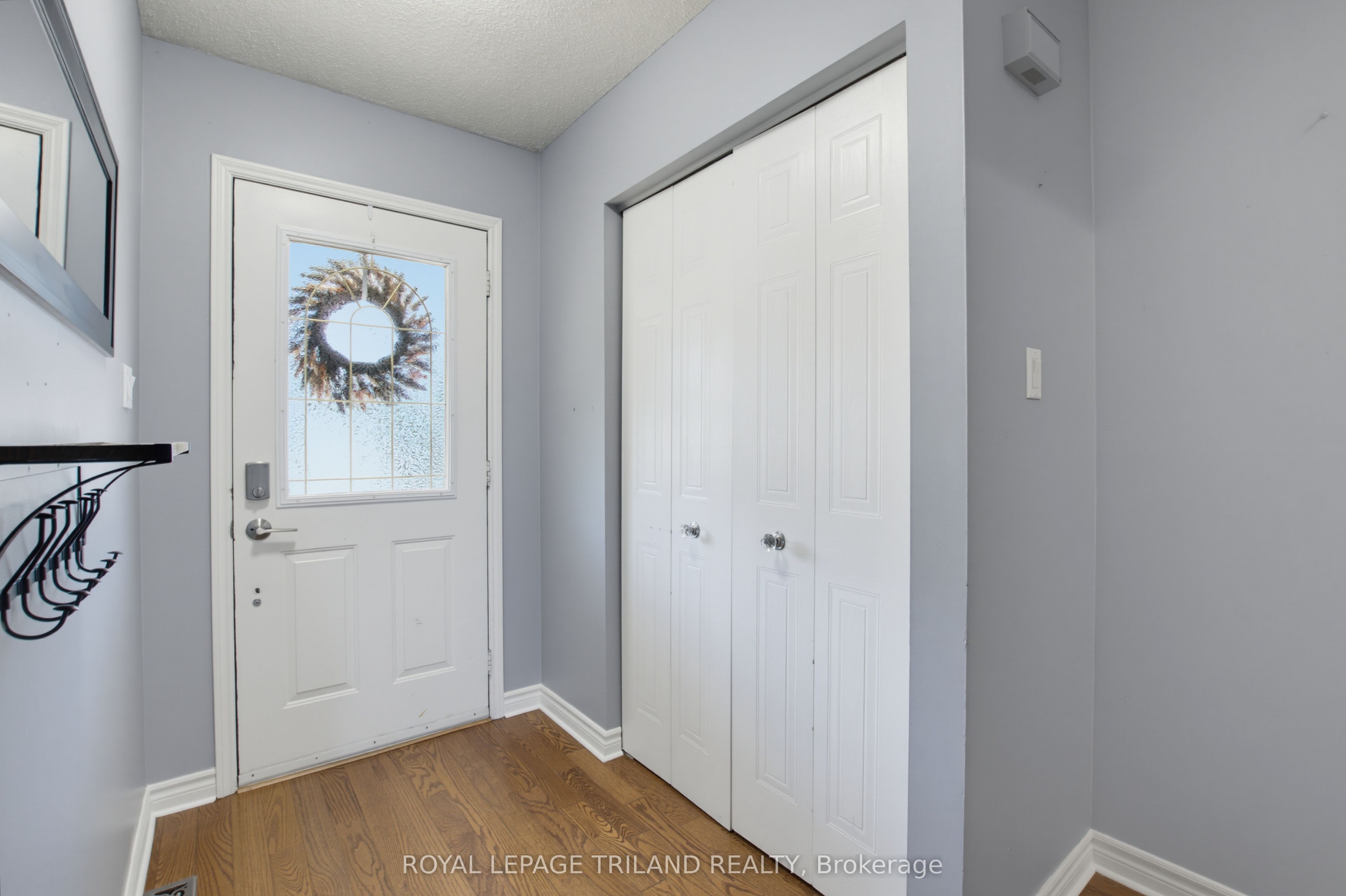 146 Golfdale Crescent, London South, ON N6C 5X3 photo 4