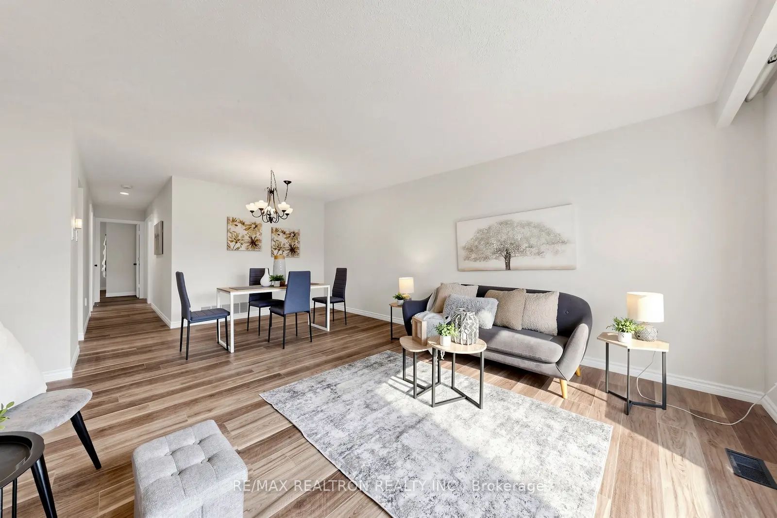 938 Whitefield Drive, Peterborough, ON K9J 7V9 photo 5