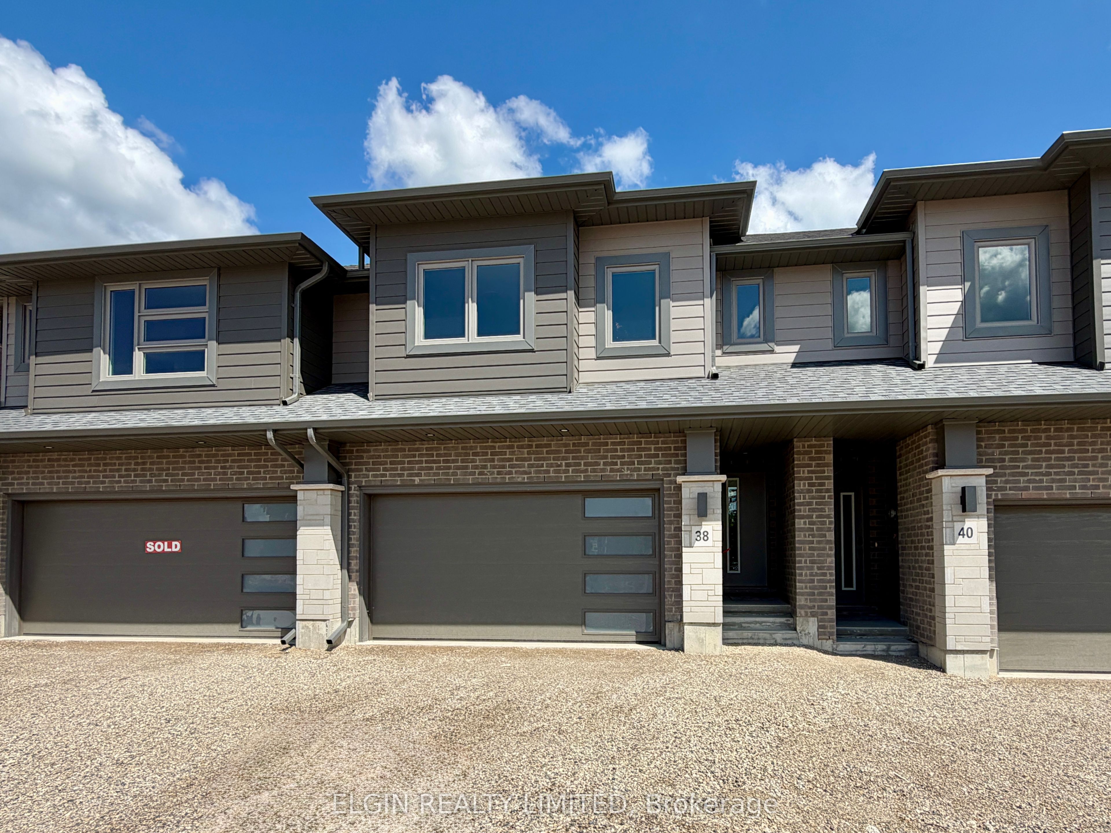 40 Finch Street, Tillsonburg, ON N4G 0L9