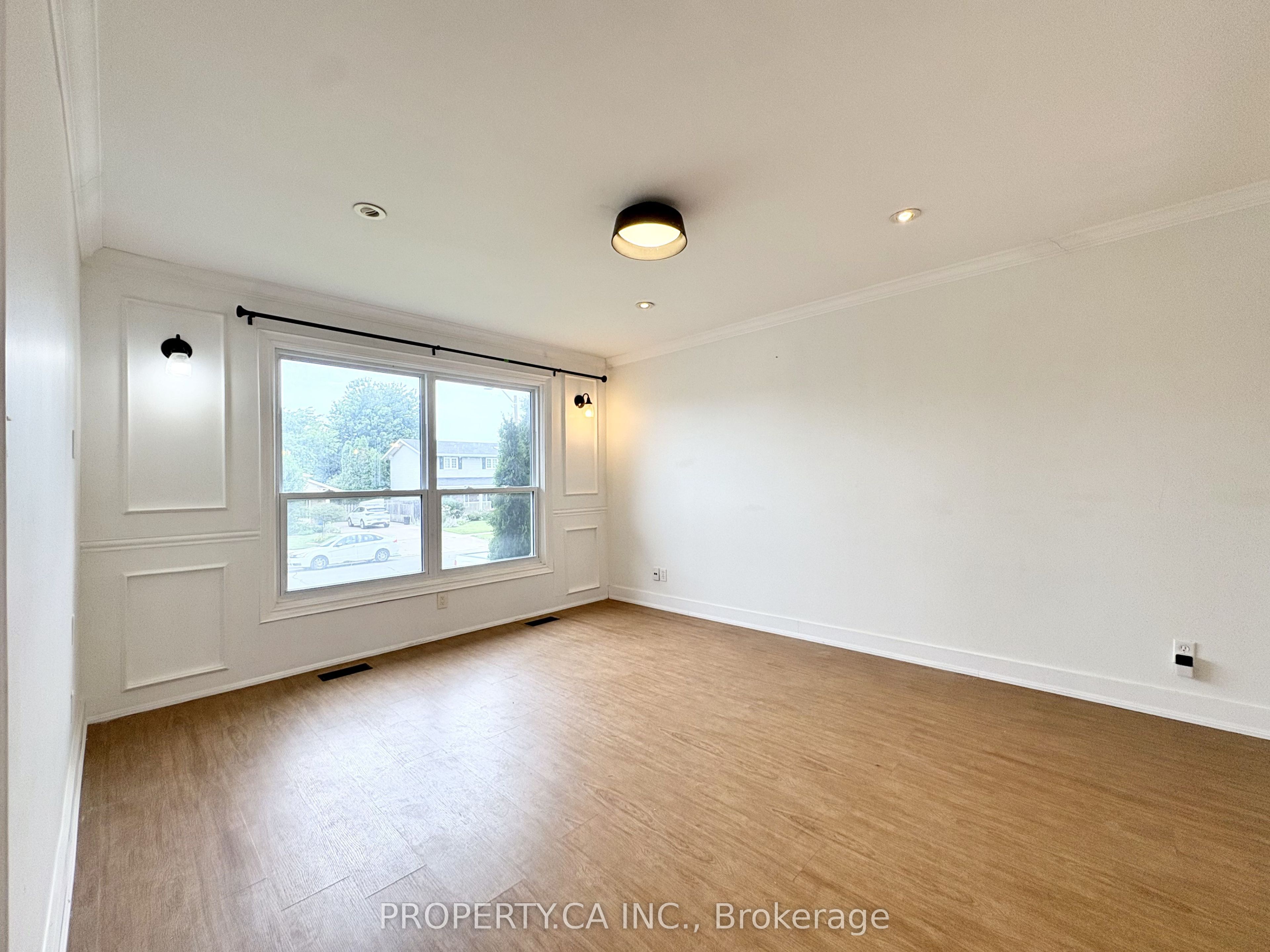 112 St. Augustine Drive, St. Catharines, ON L2P 3W9