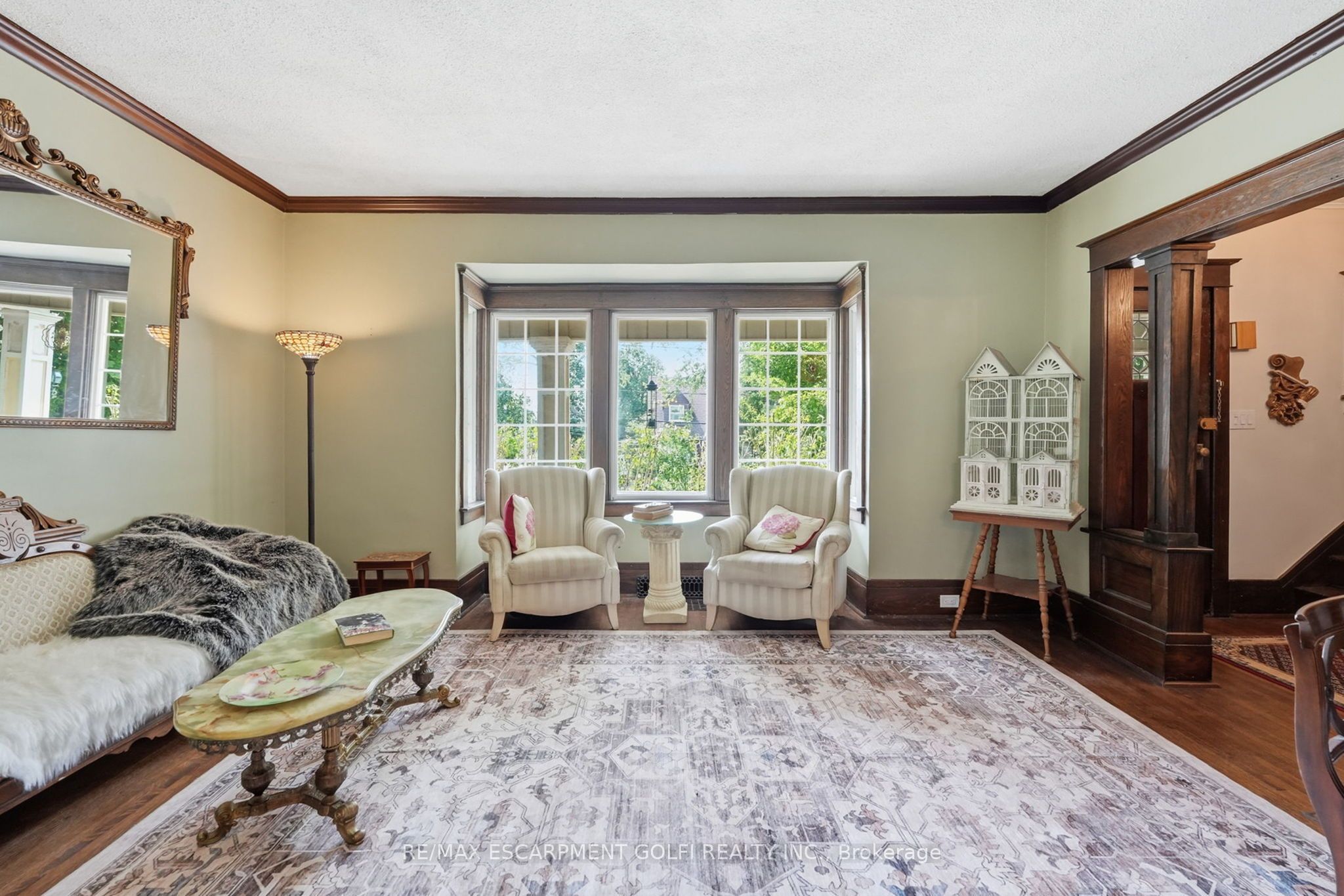 2 Carleton Street, Thorold, ON L2V 2A3 photo 3